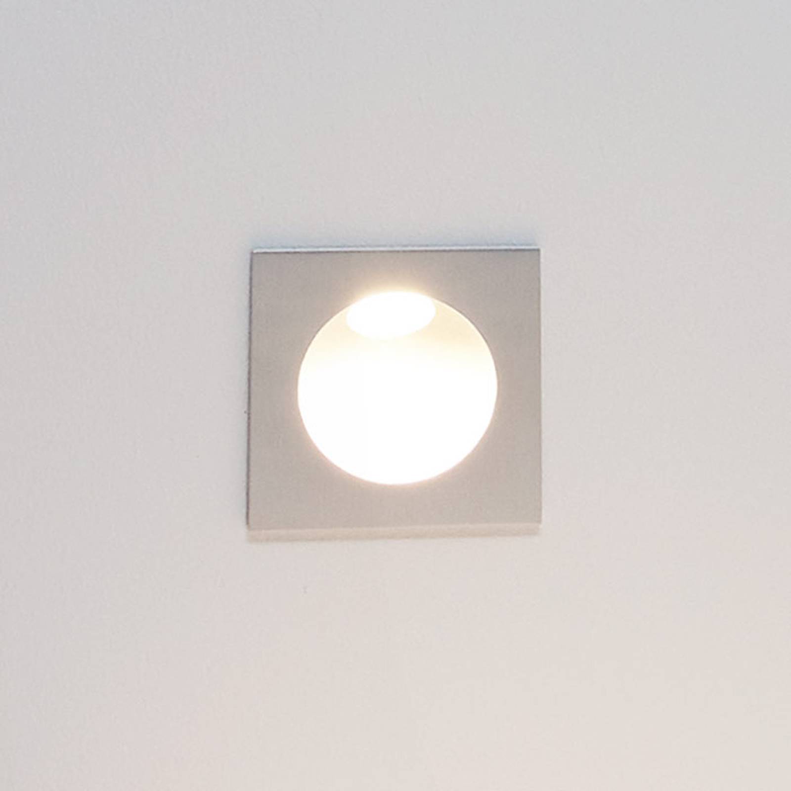 LED-seinäuppovalaisin Zarate, hopea