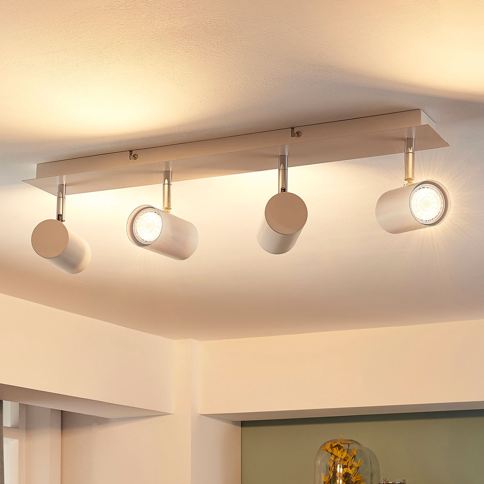 Kattokohdevalo Iluk valkoinen, LED, 4-lamppu