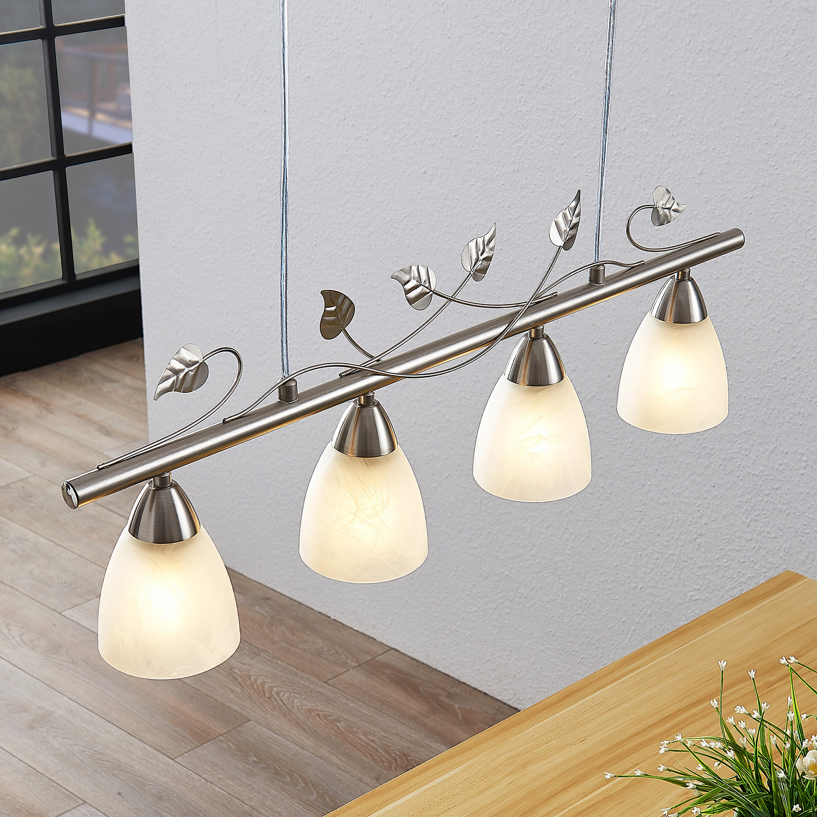 Lindby Yannie LED-tankoriippuvalaisin,4-lamppuinen