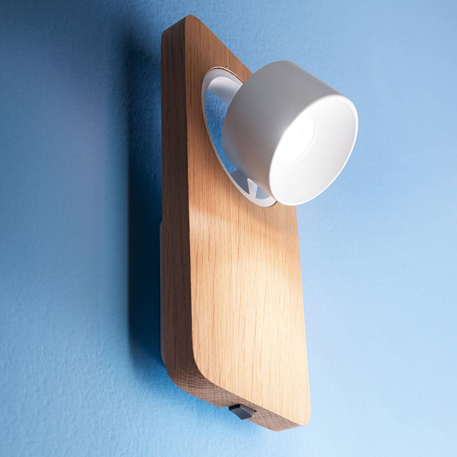 LED-seinävalaisin Beebo W, tammi