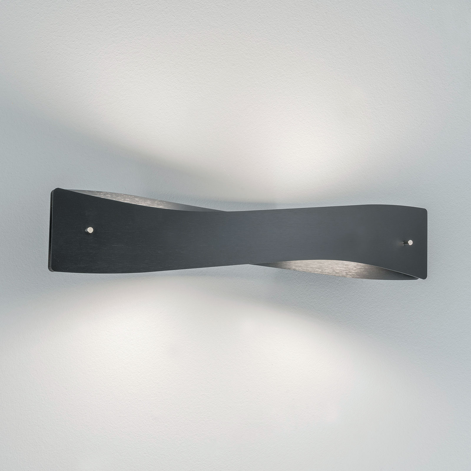 Lucande Lian LED-seinävalaisin, musta, alumiini