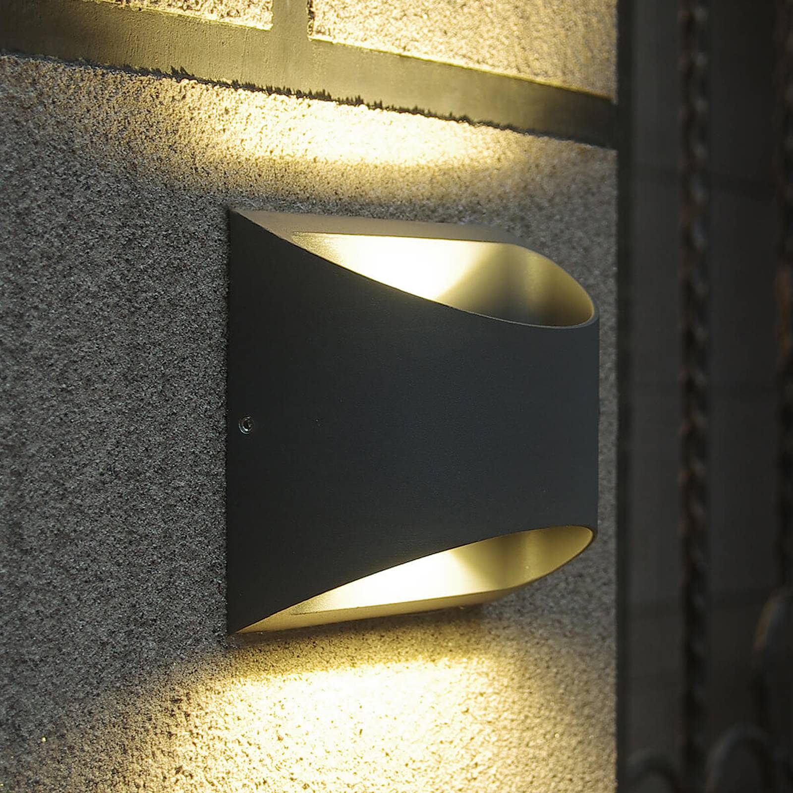 Puolipyöreä Dodd-LED-ulkoseinävalaisin, alumiini