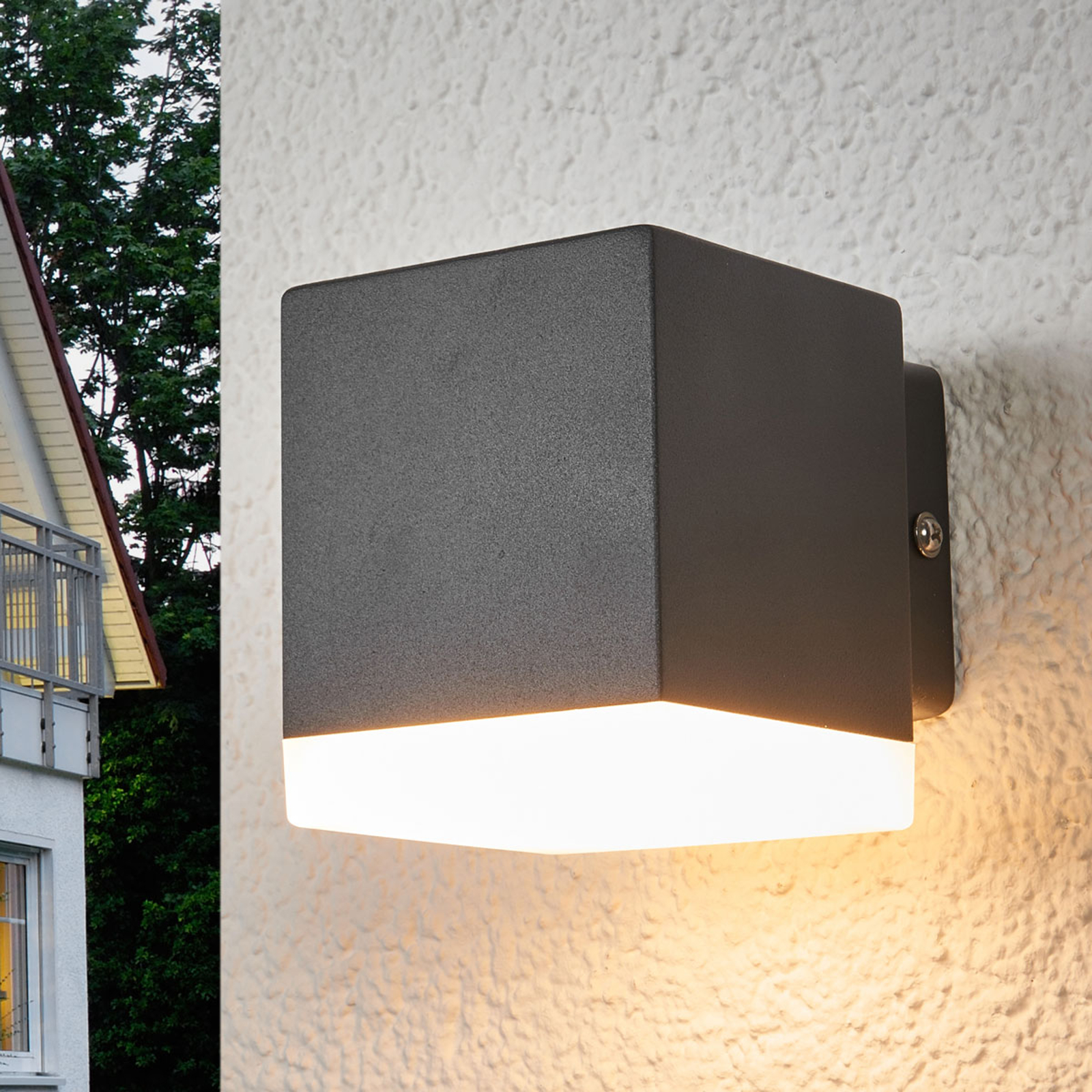 Harmaa LED-ulkoseinävalaisin Hedda