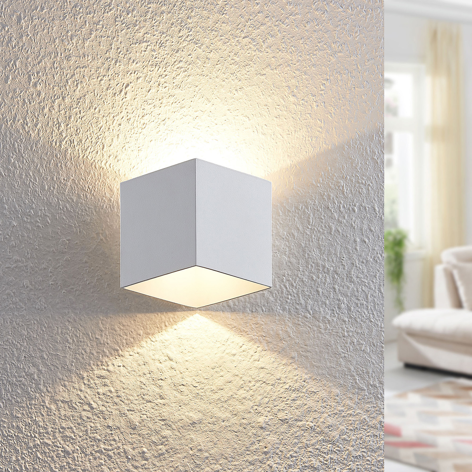 Arcchio Alima -LED-seinävalaisin, himmennys, IP44