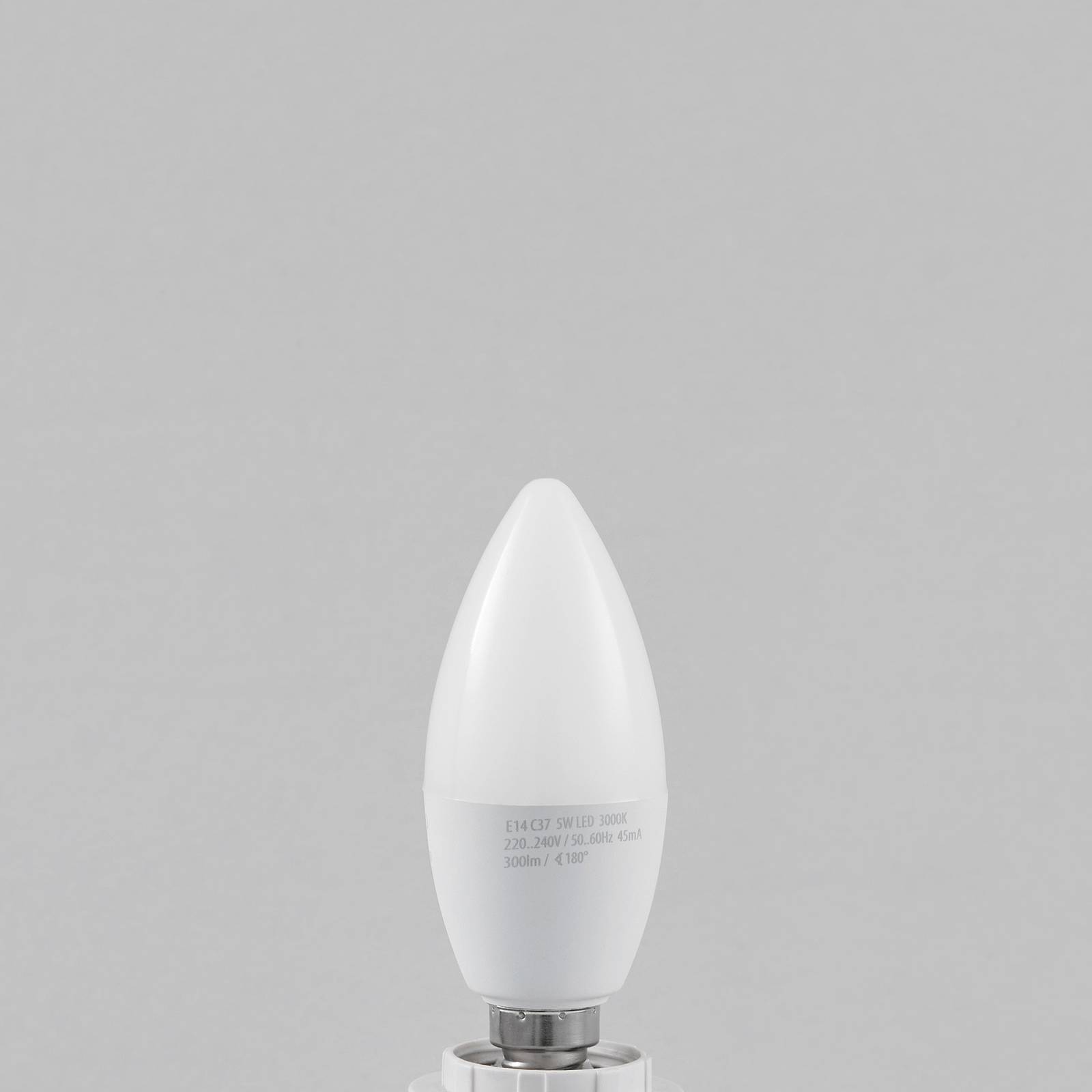 LED-kynttilälamppu E14 C37 5W 3 000 K opaali