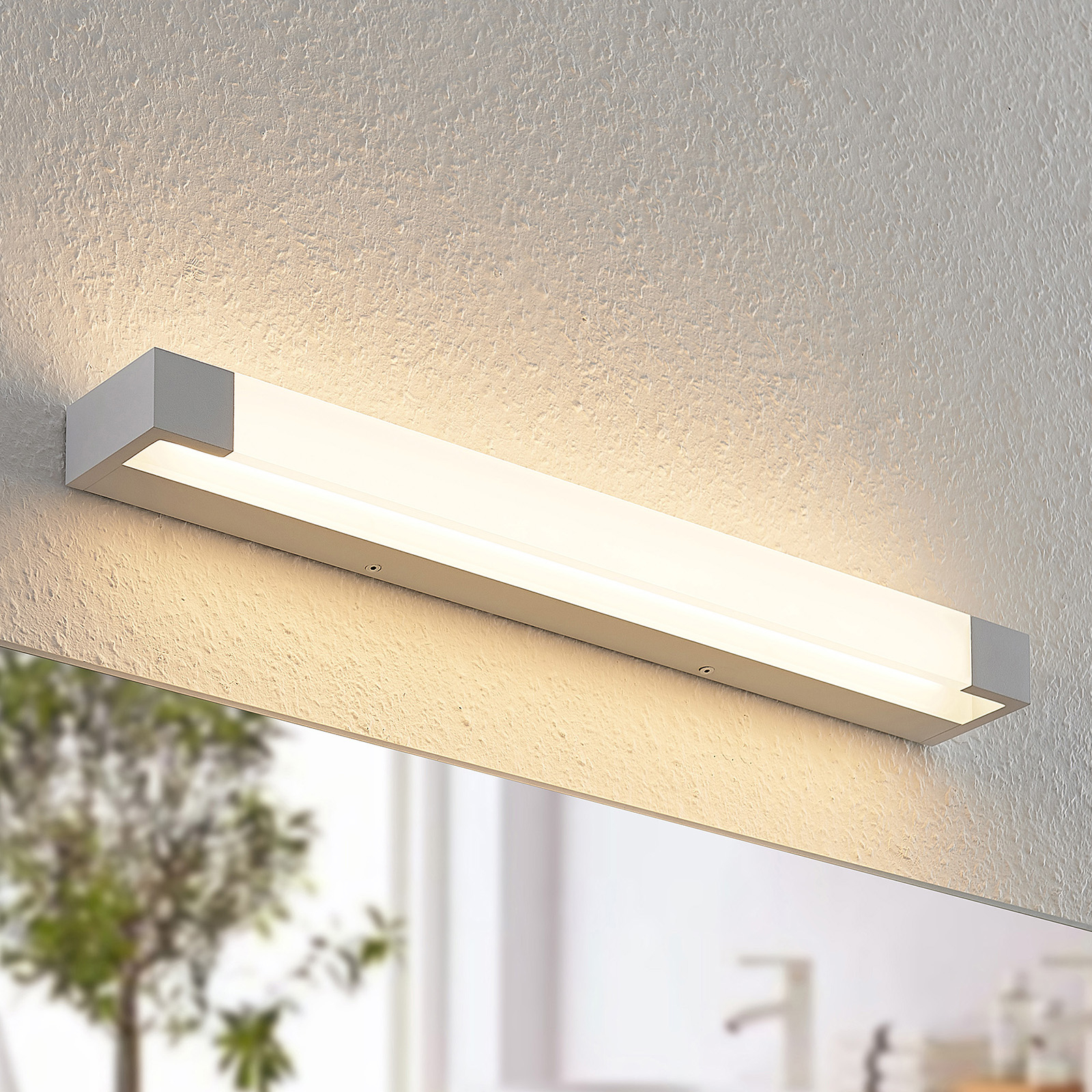 Arcchio Ronika -LED-seinävalaisin, IP44, 57 cm