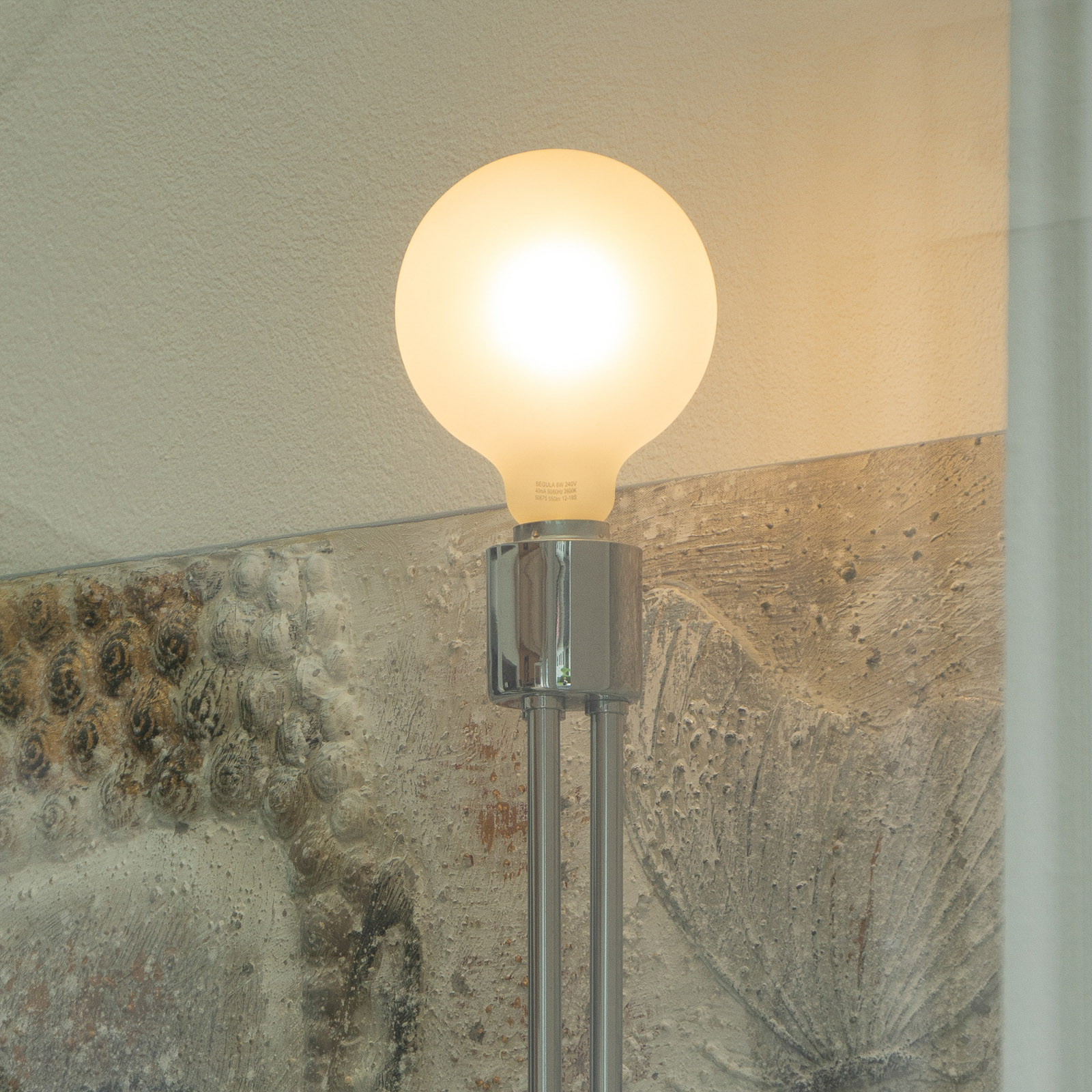 SEGULA LED-lamppu E27 8W G125 2 600 K himmennys