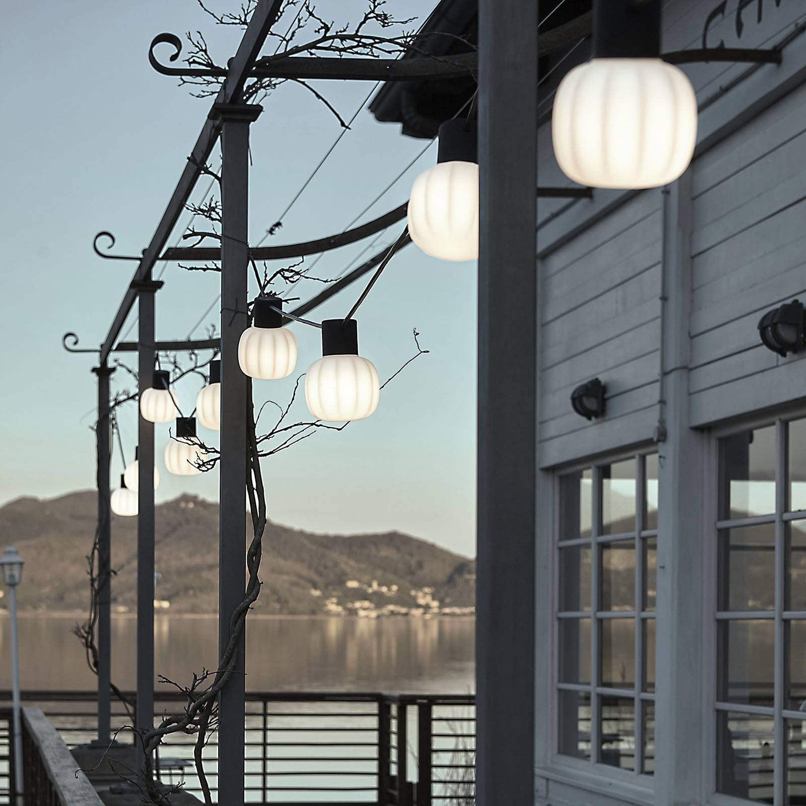 Martinelli Luce Kiki -ulkovaloketju, 10-lamppuinen