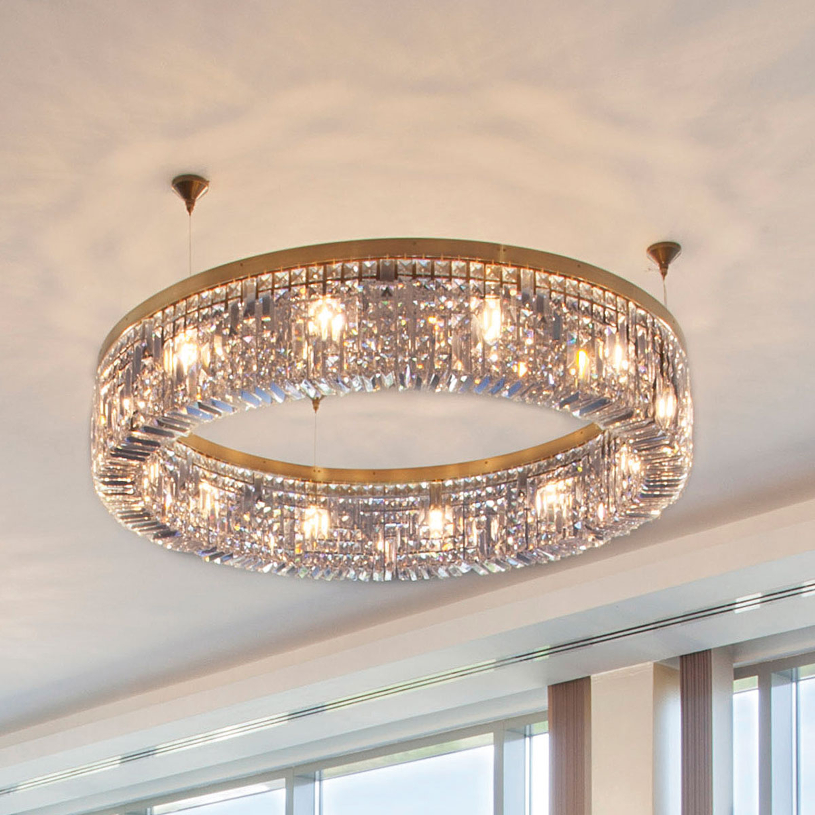 Loistava kristalliriippuvalaisin Ring, 110 cm kult