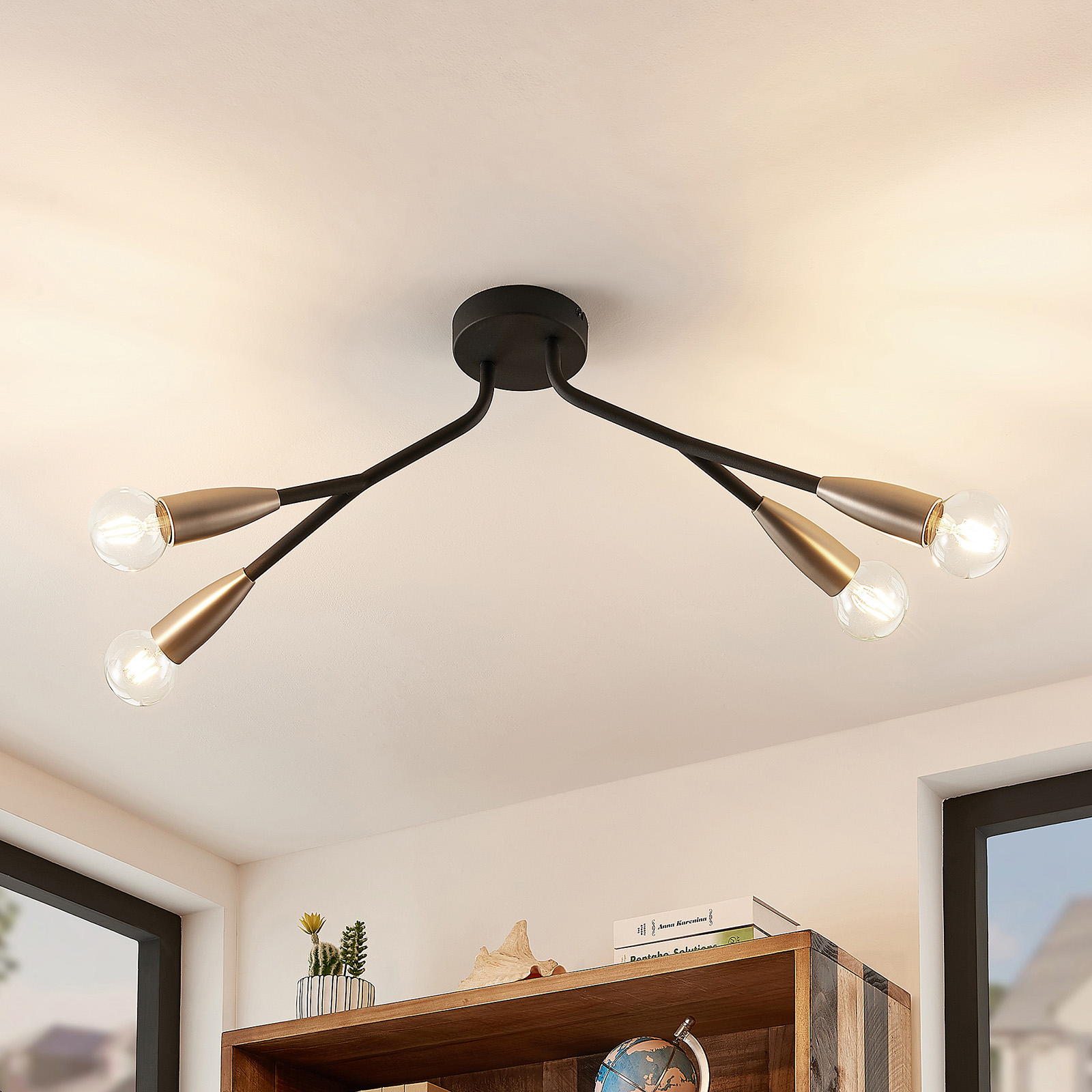 Lucande Carlea -kattovalo, 4-lamp. musta-nikkeli