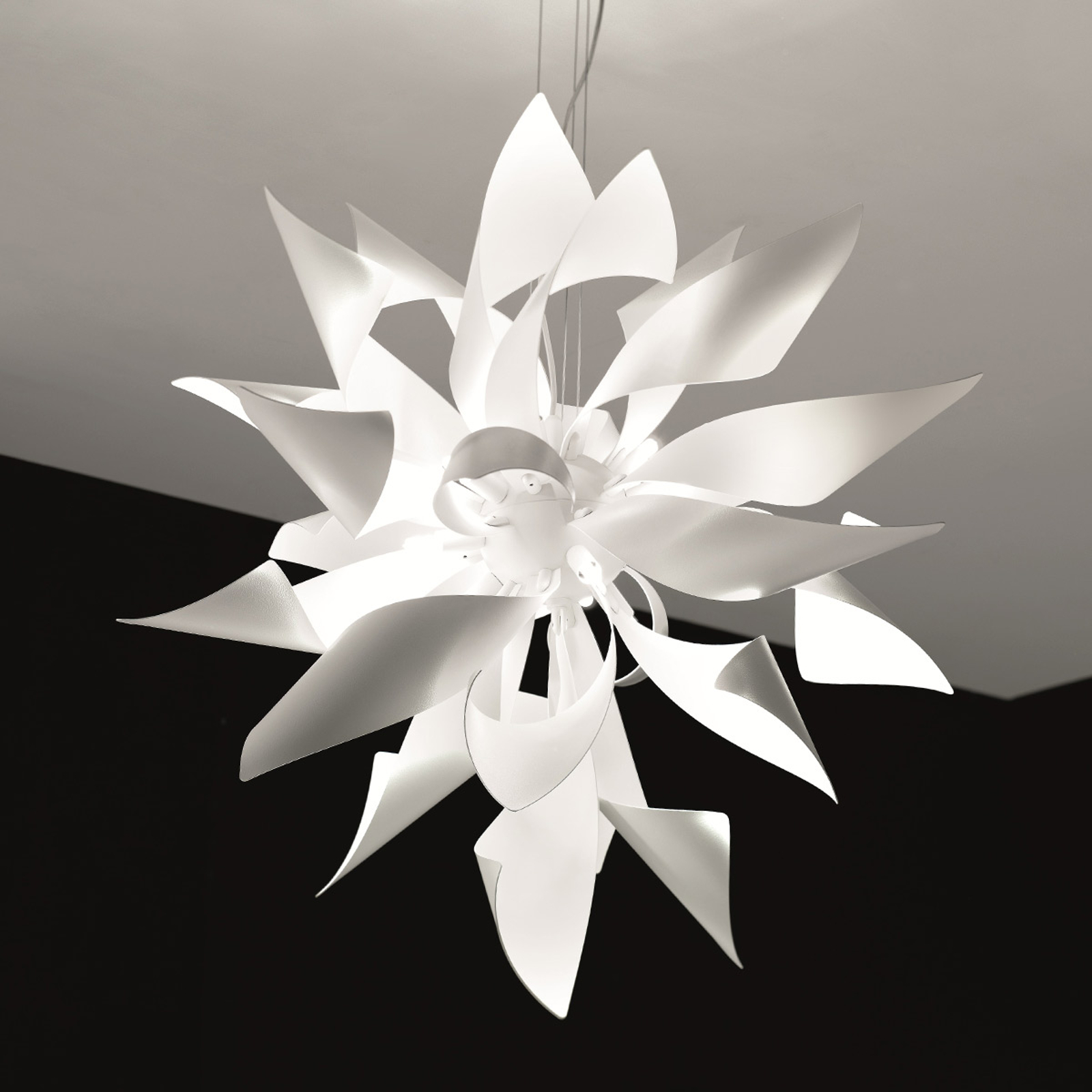 Designer-riippuvalaisin Ginger, 80 cm