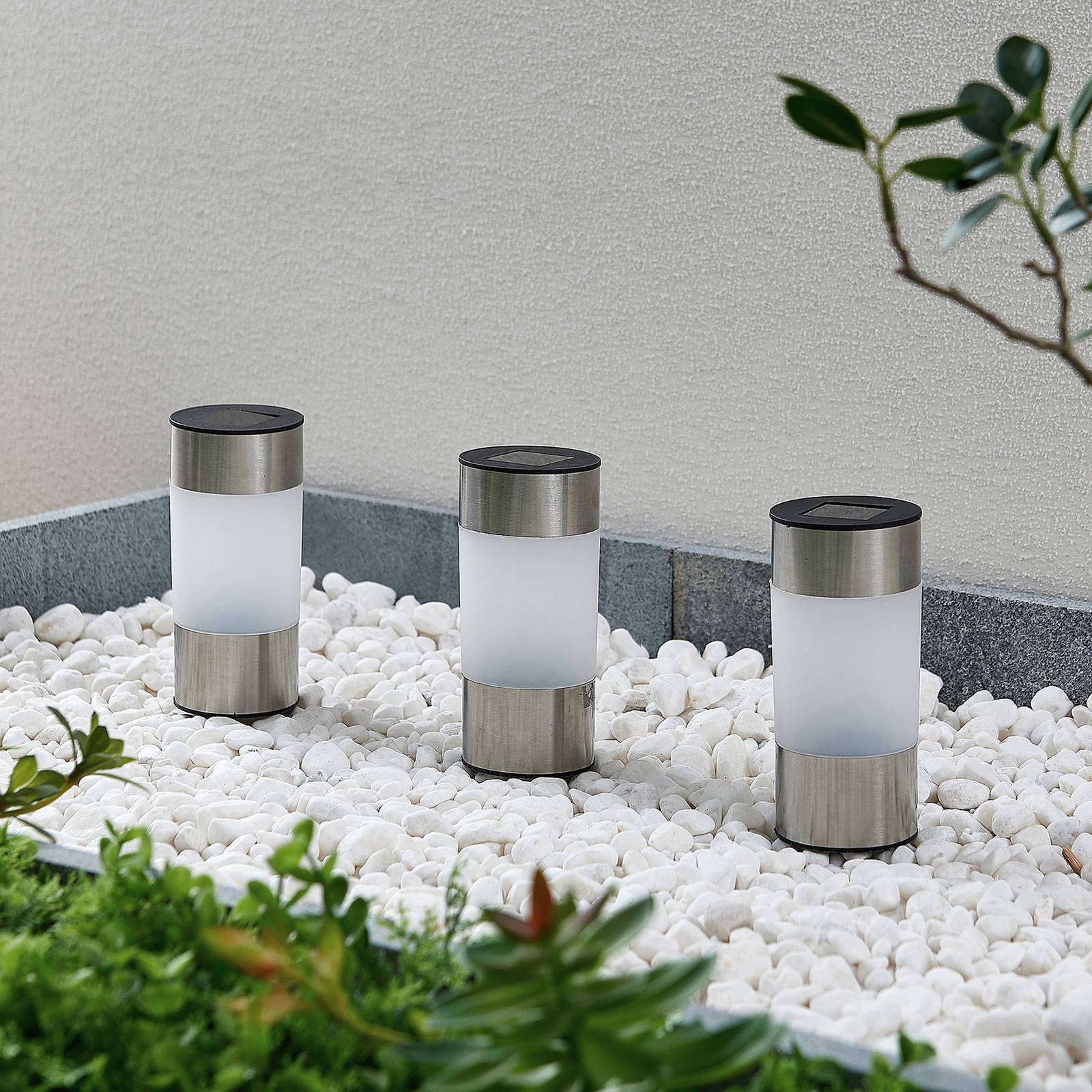 Lindby Jocob LED-aurinkomaapiikkivalo, 3 kpl
