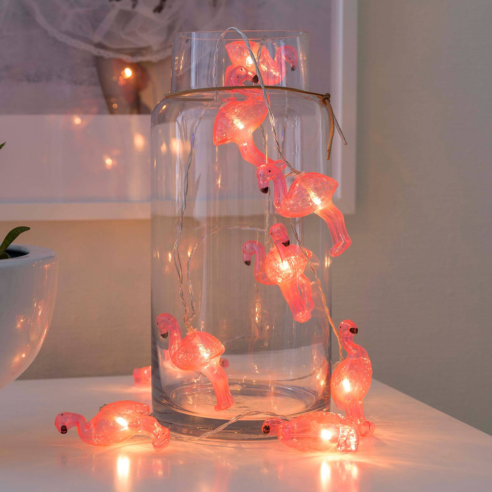 LED-valoketju Flamingot, paristokäyttöinen