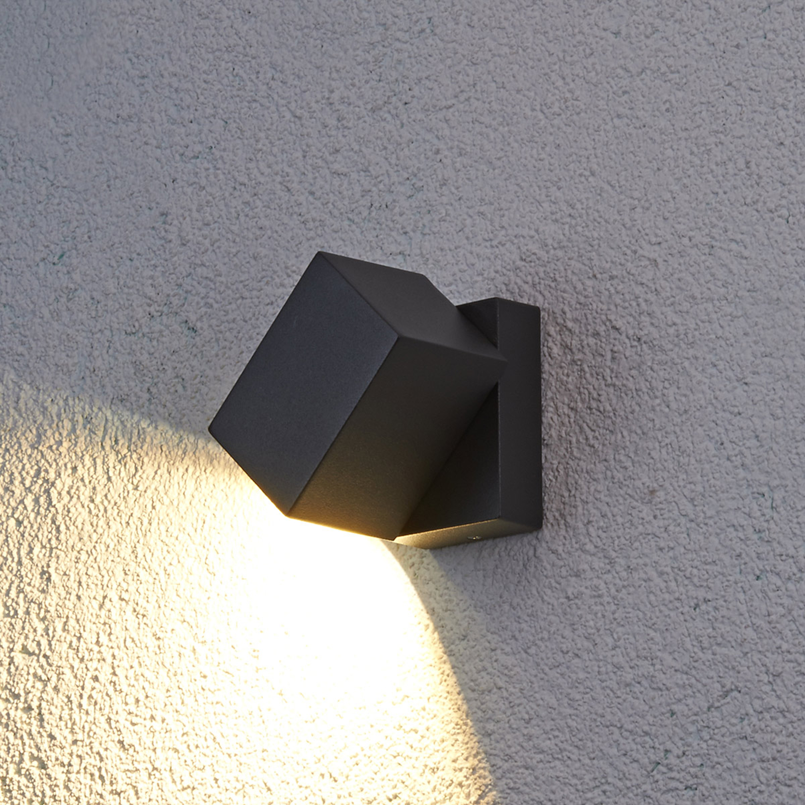 Joustava LED-ulkoseinävalaisin Lorik