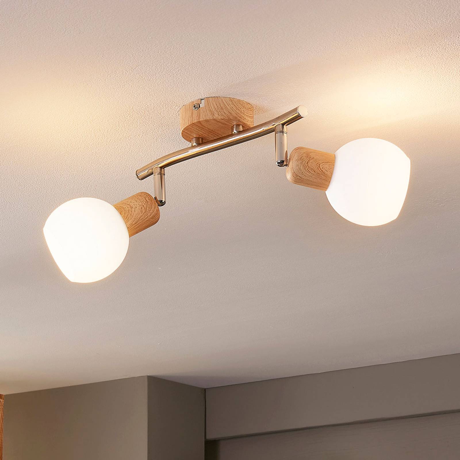 2-lamppuinen LED-kohdevalo Svenka, puupinta