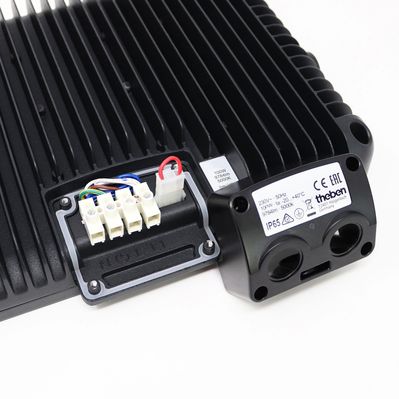 Theben theLeda B100L LED-kohdevalaisin ulos musta