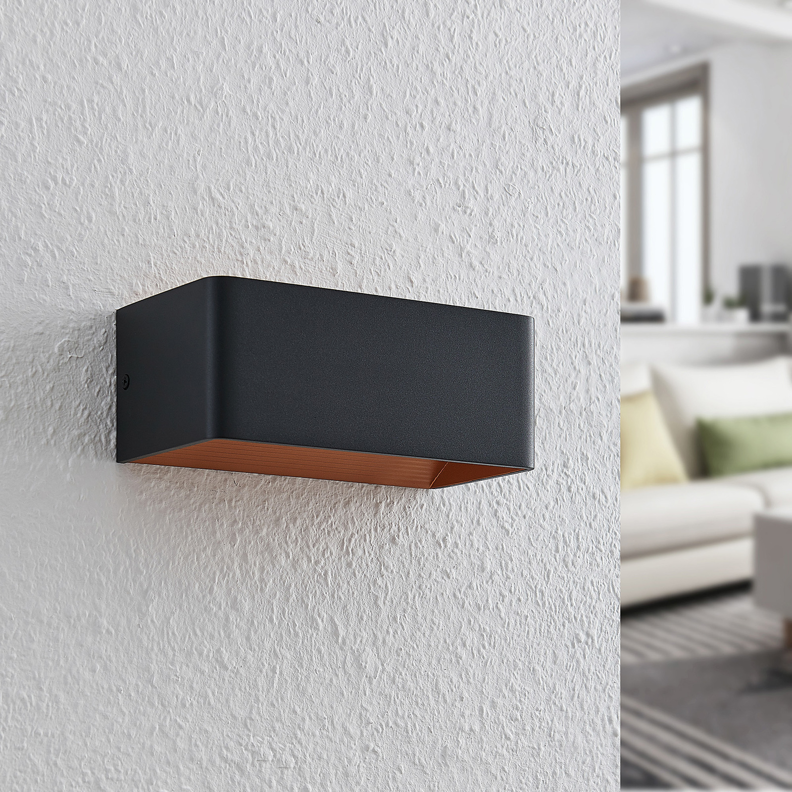 Arcchio Karam -LED-seinävalaisin, 20 cm, musta