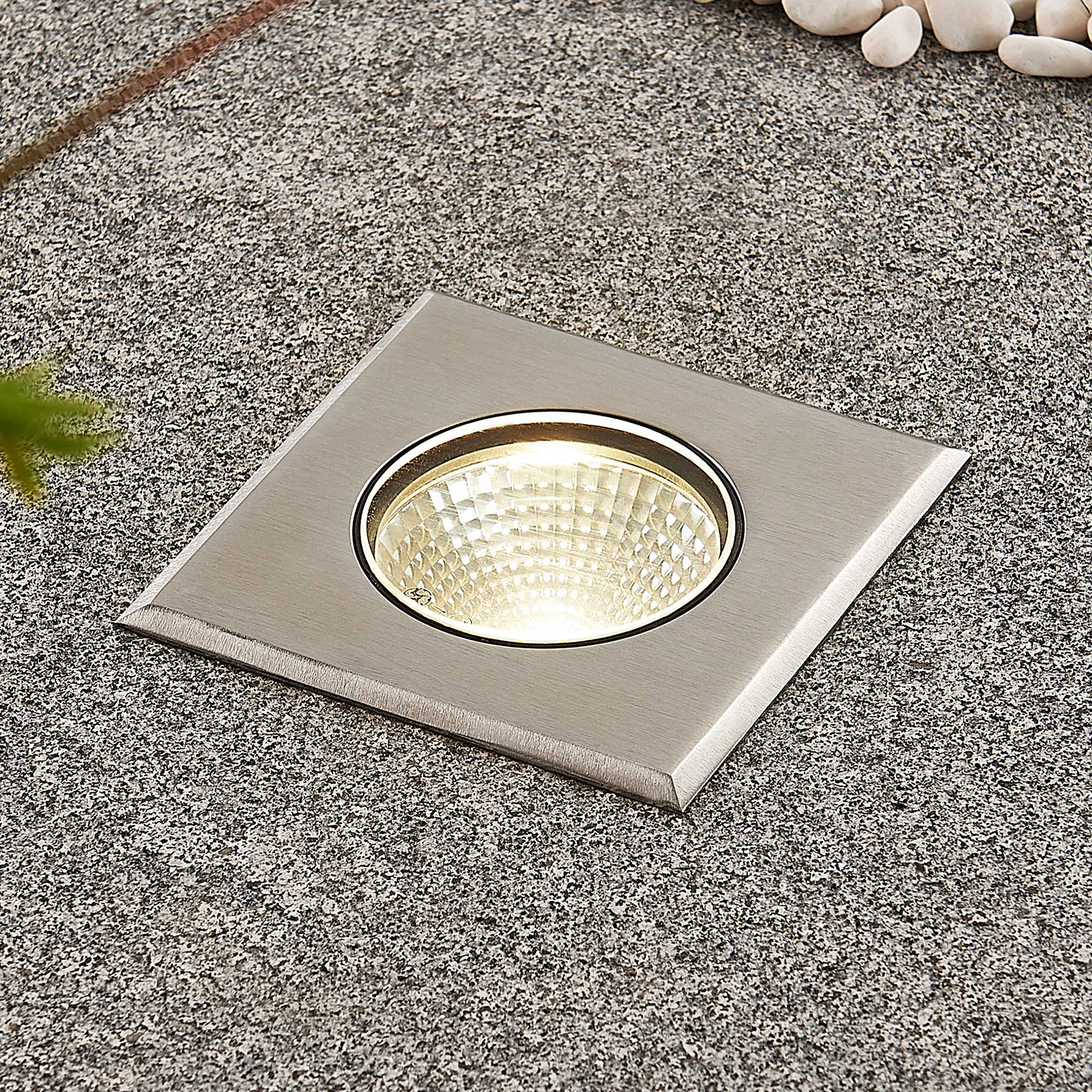 LED-lattiauppovalaisin Sulea, IP67, kulmikas