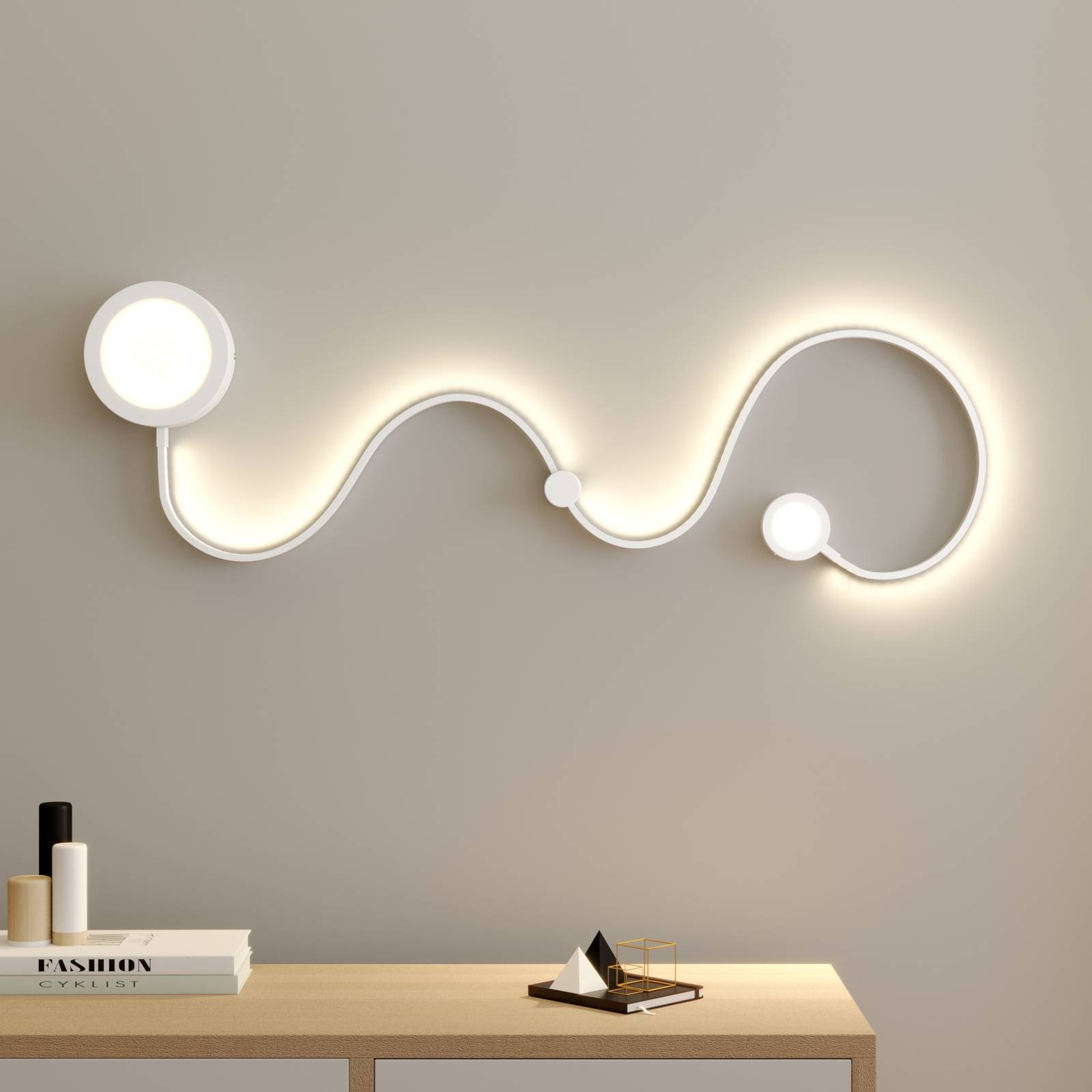 Lindby Annegrit -LED-seinävalo, himmennys, 20 W