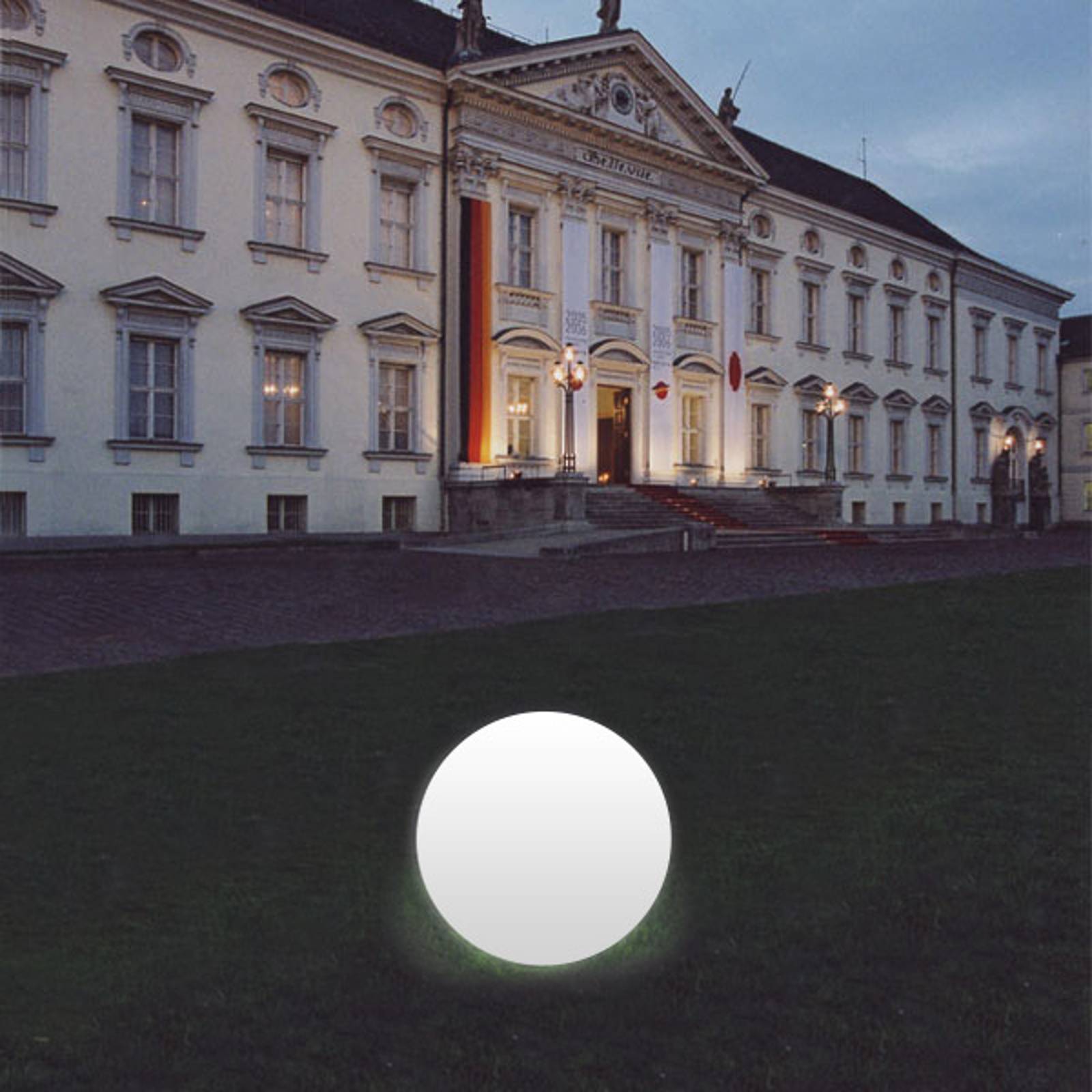 Pallovalaisin Snowball valk., alumiinijalka 40 cm
