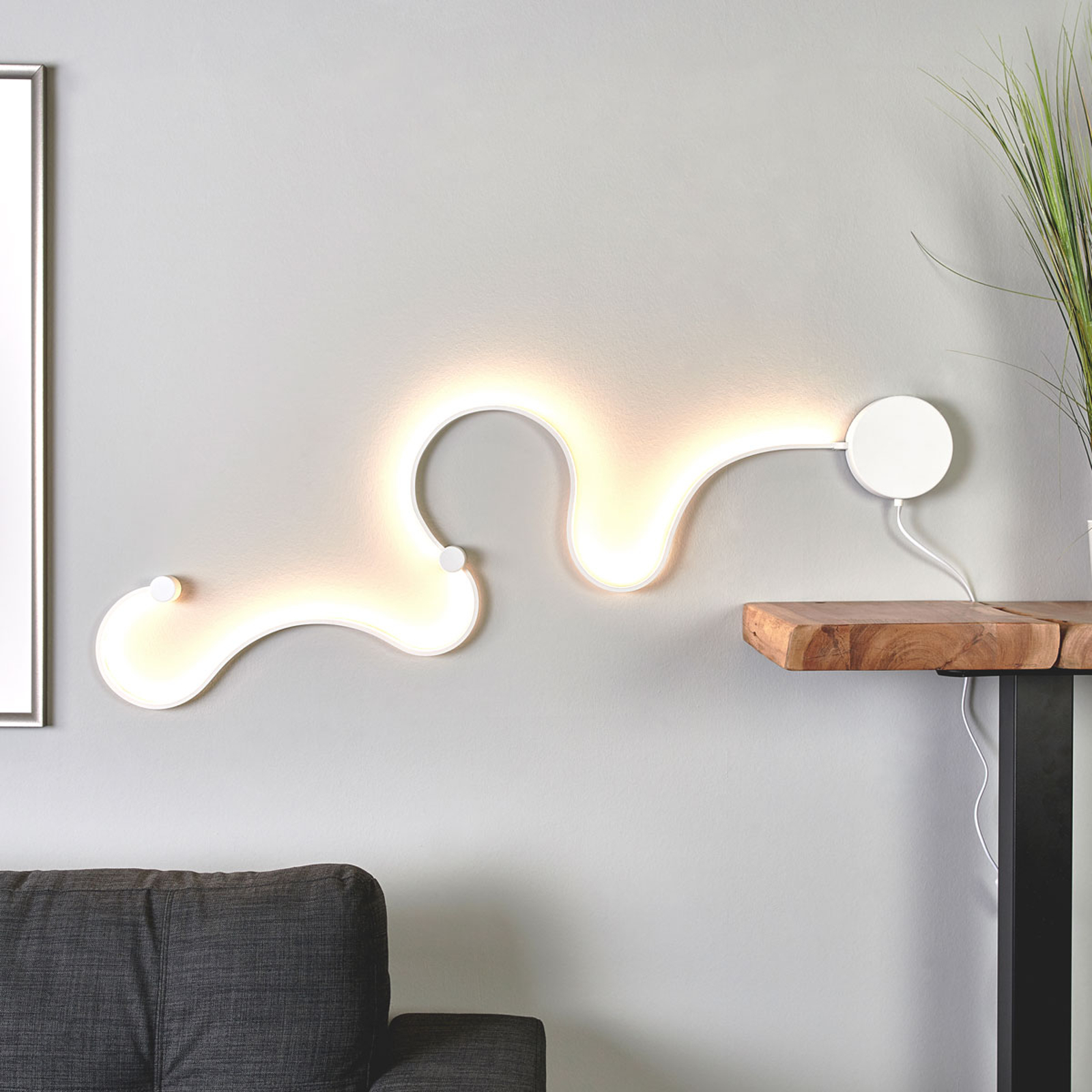 LED-seinävalaisin Sandor ainutlaatuisella valolla