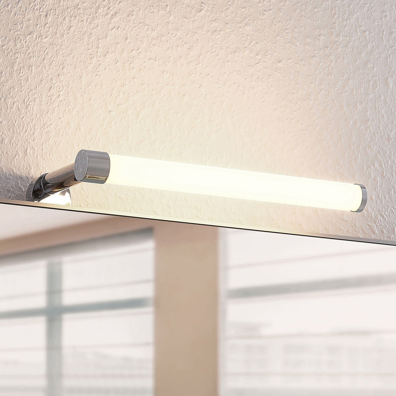 Lindby Linella -LED-peilivalaisin, vasen