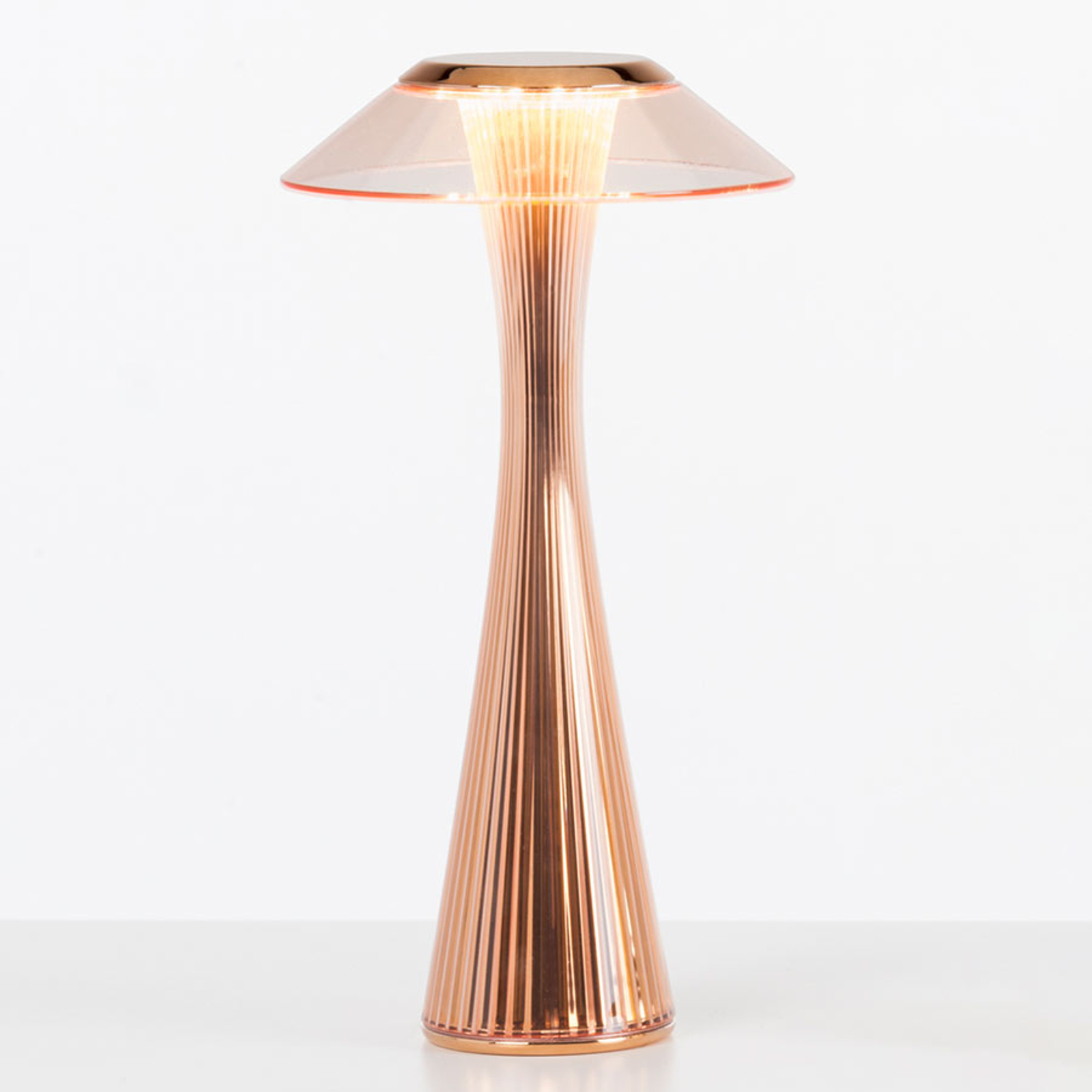 Kartell Space -design-LED-pöytälamppu, kupari