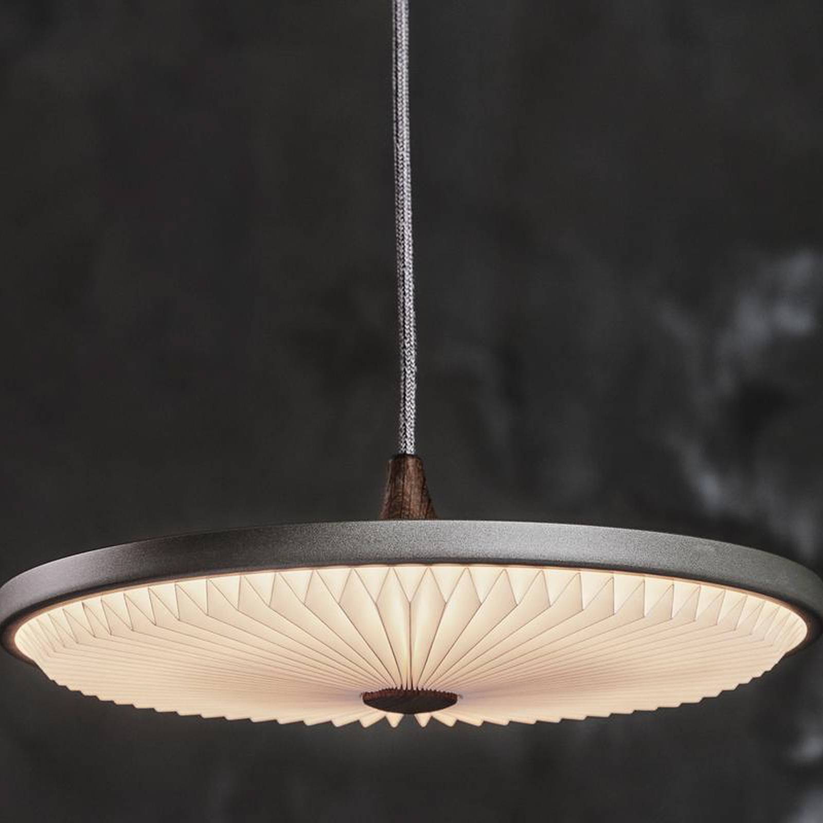 LE KLINT Soleil -LED-riippuvalo tummanharmaa 50 cm