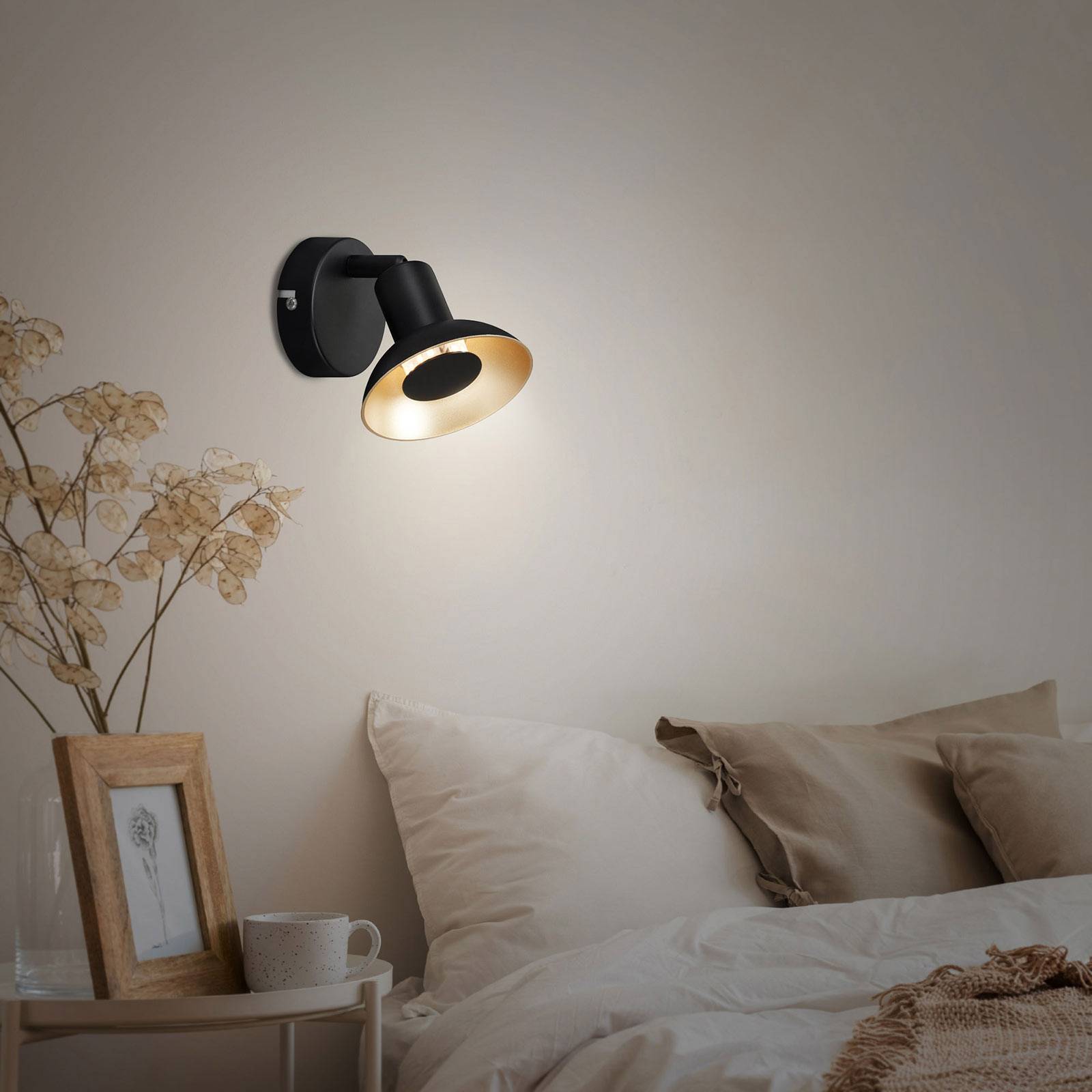 LED-seinävalaisin Kukui, yksilamppuinen