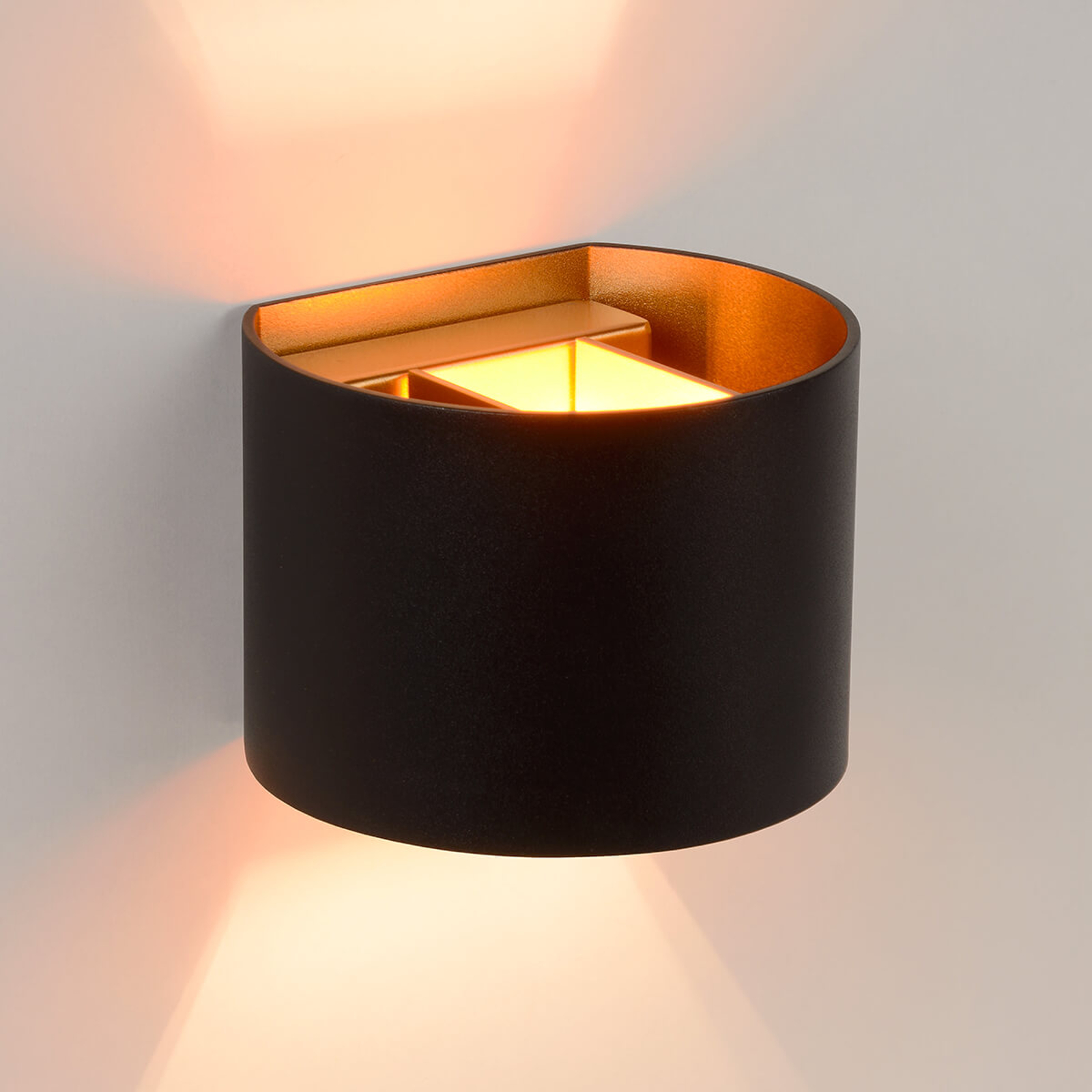 Xio LED-seinävalaisin, leveys 13 cm, musta