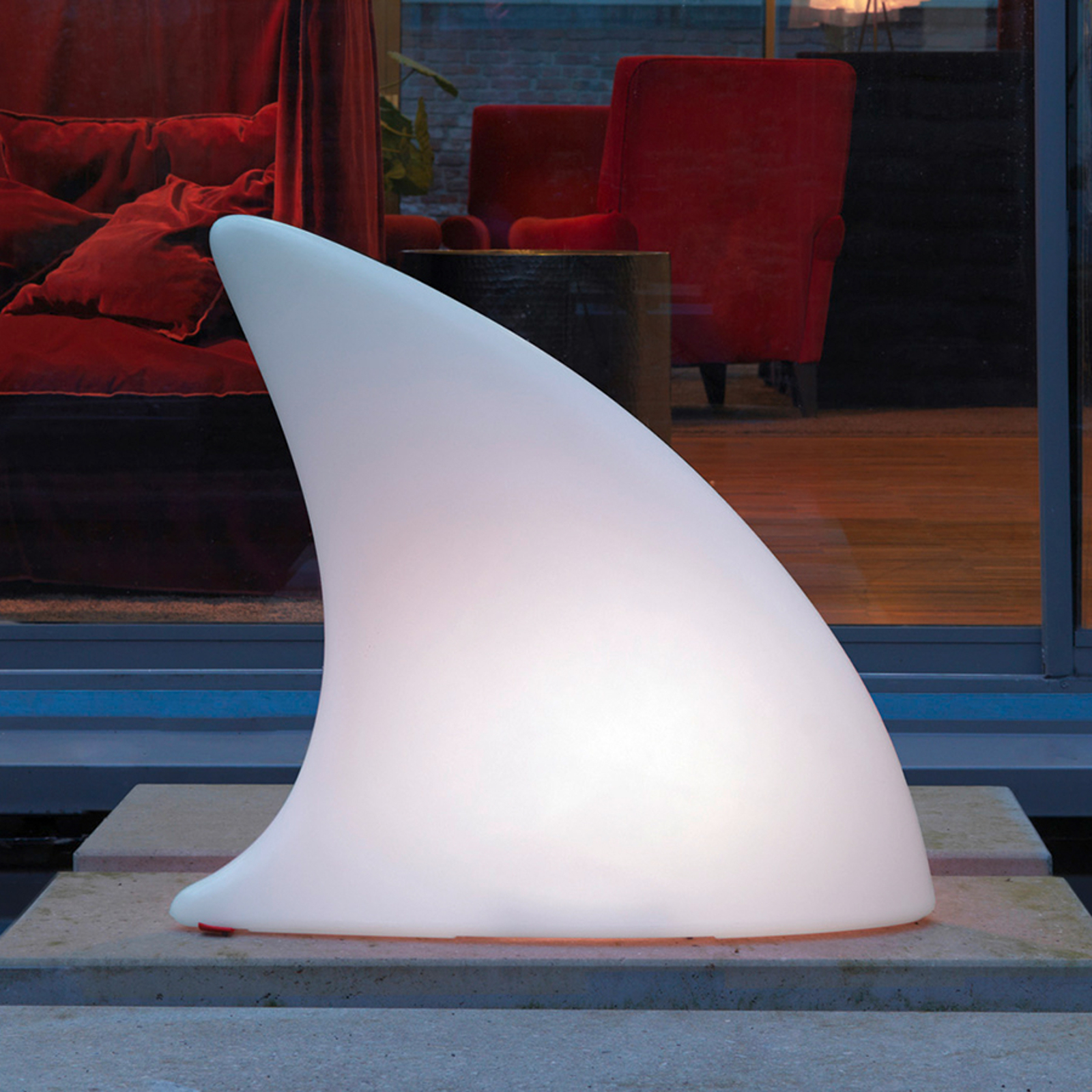 LED-koristevalaisin Shark Outdoor, värin vaihto