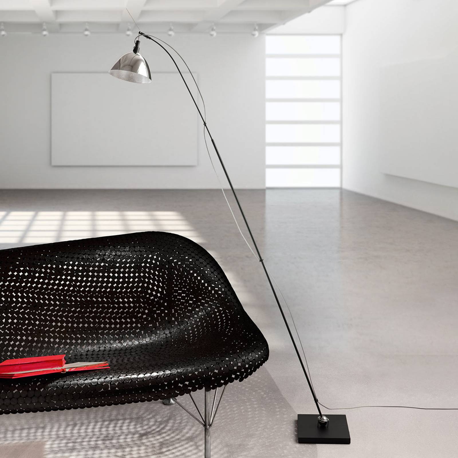 Ingo Maurer–Max. Floor -lattiavalaisin, alumiini