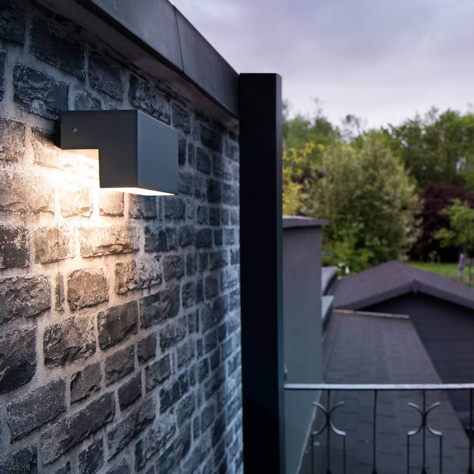SLV L-Line Out -LED-ulkoseinälamppu CCT, L 15 cm