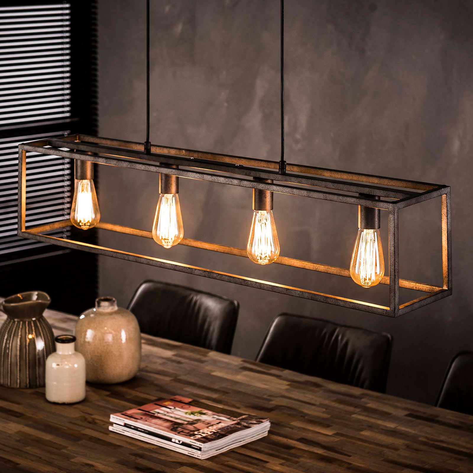 Perpendillumina-riippuvalo, 4-lamp. antiikkihopea
