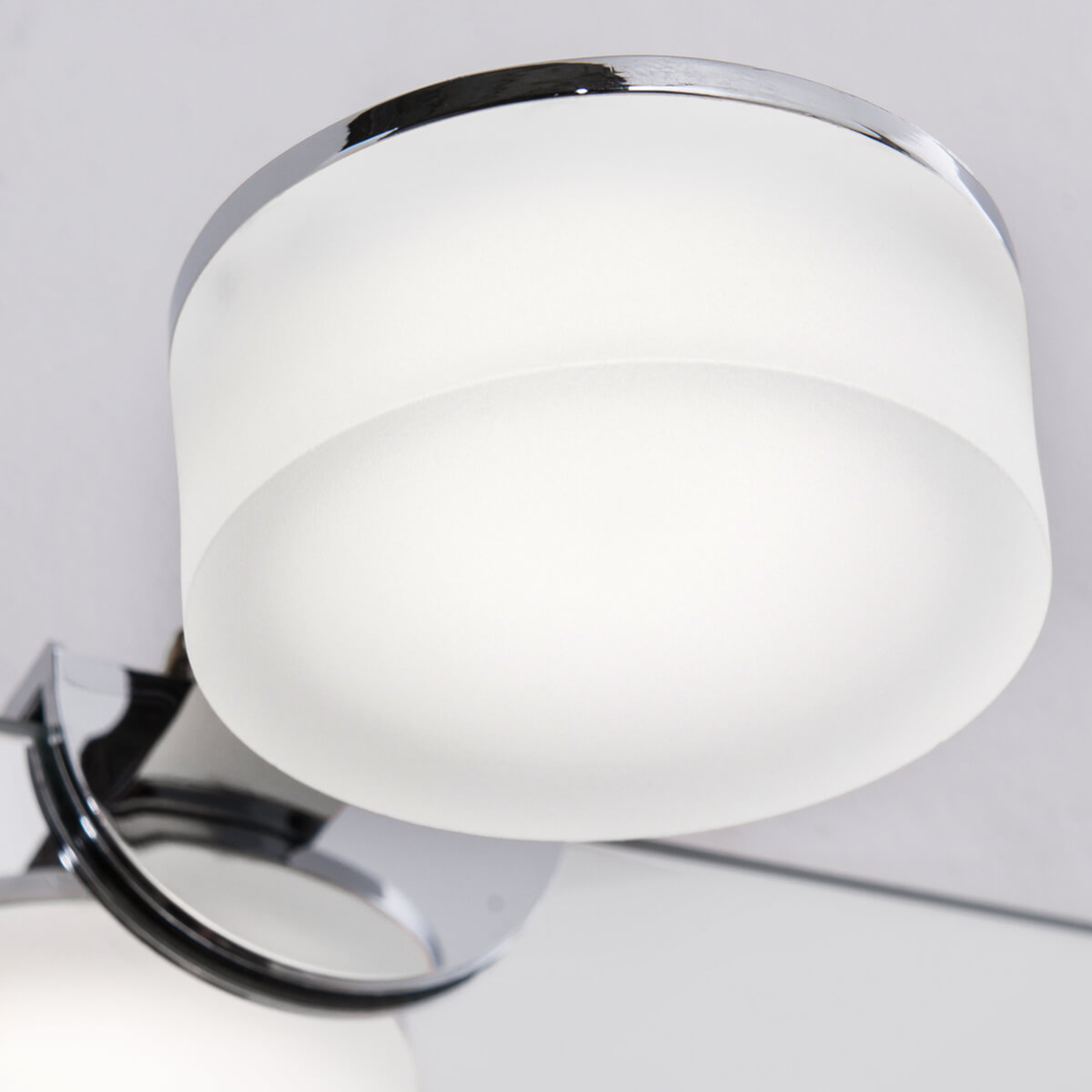 LED-peilivalaisin Noah, IP44, pyöreä