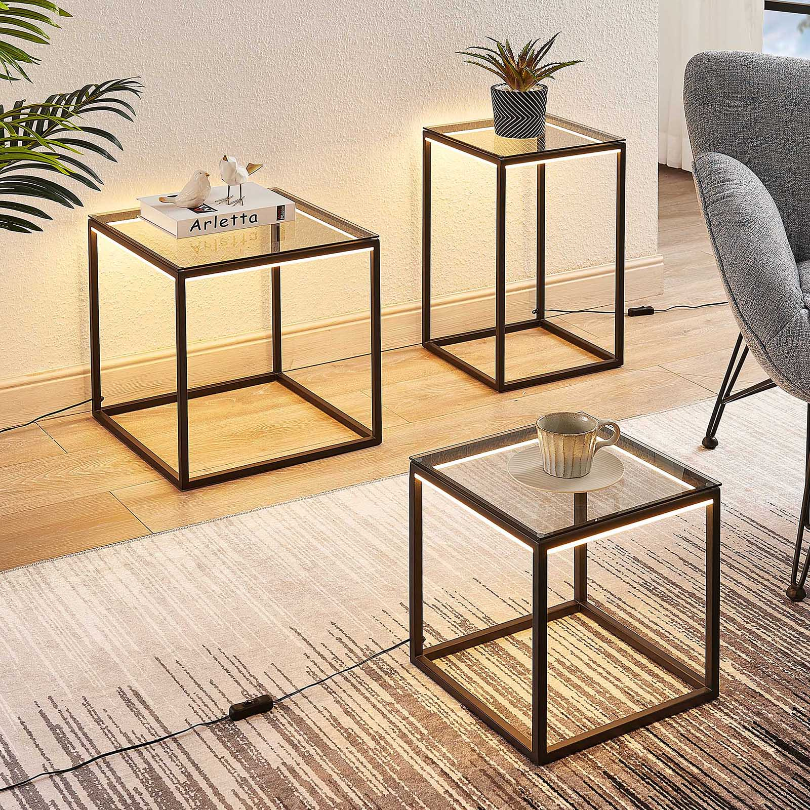 Lindby Kagus -LED-pöytälamppu, 3 kpl/sarja