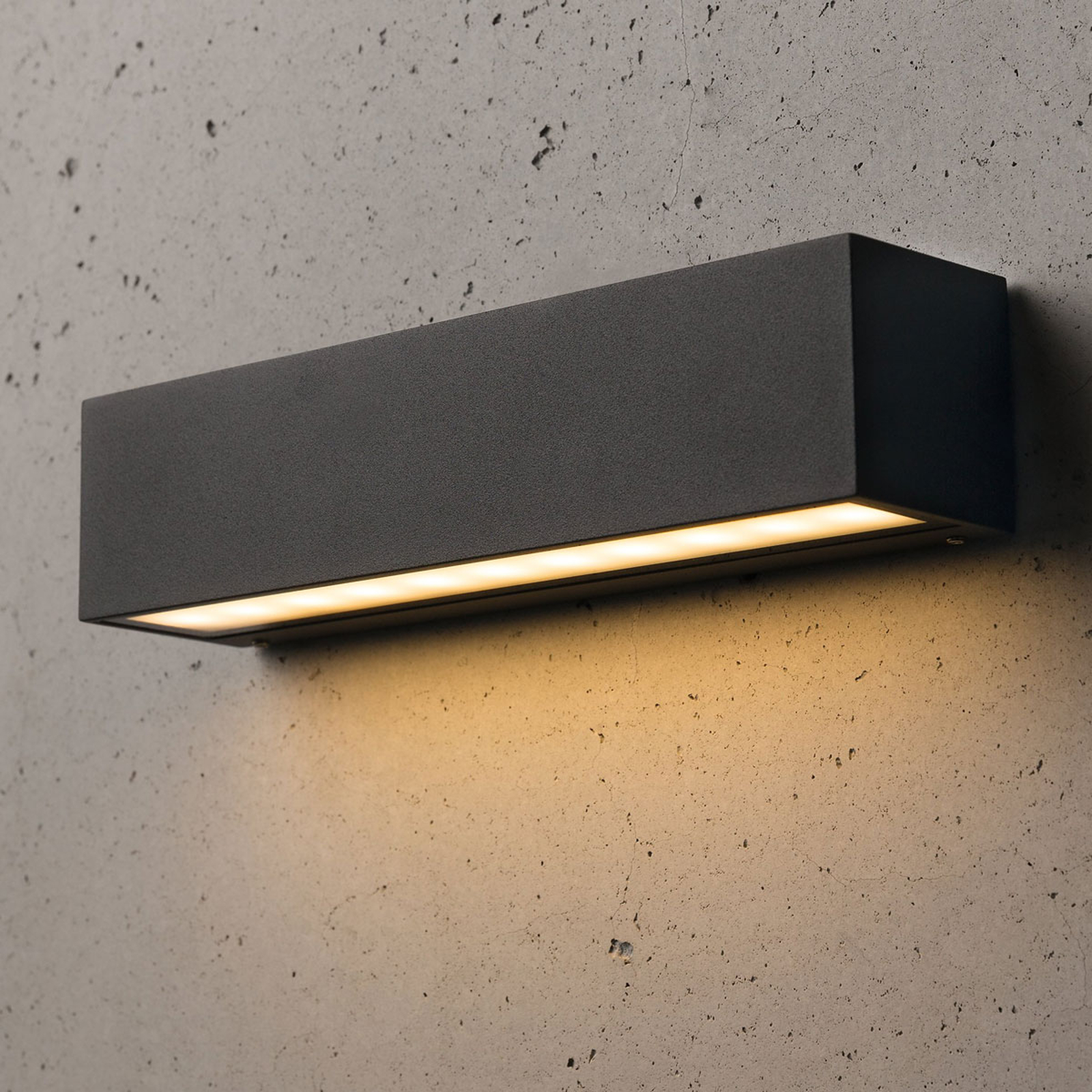 Kapea LED-ulkoseinälamppu Medea, 25 cm