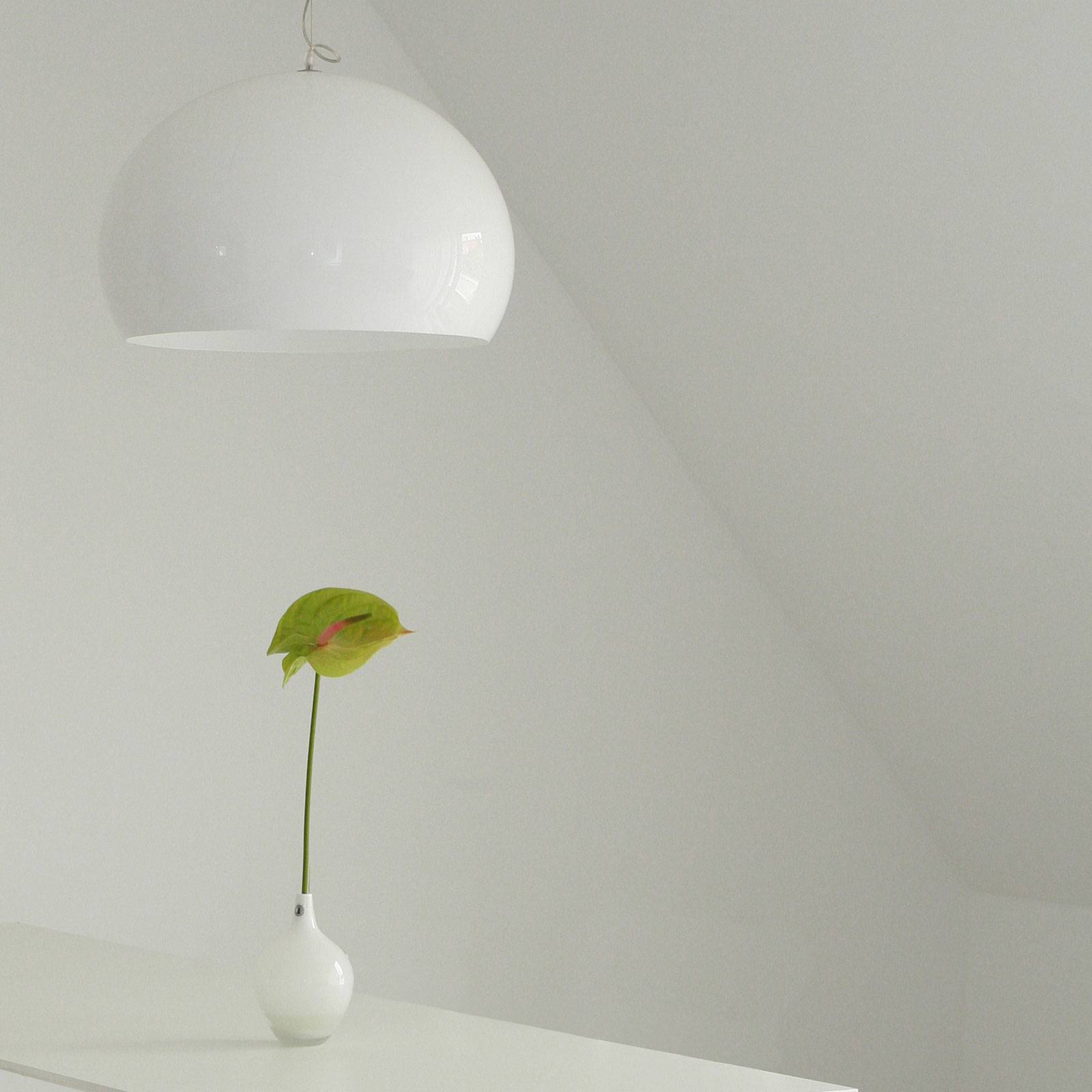 Kartell FL/Y -LED-riippuvalaisin, kiiltovalkoinen