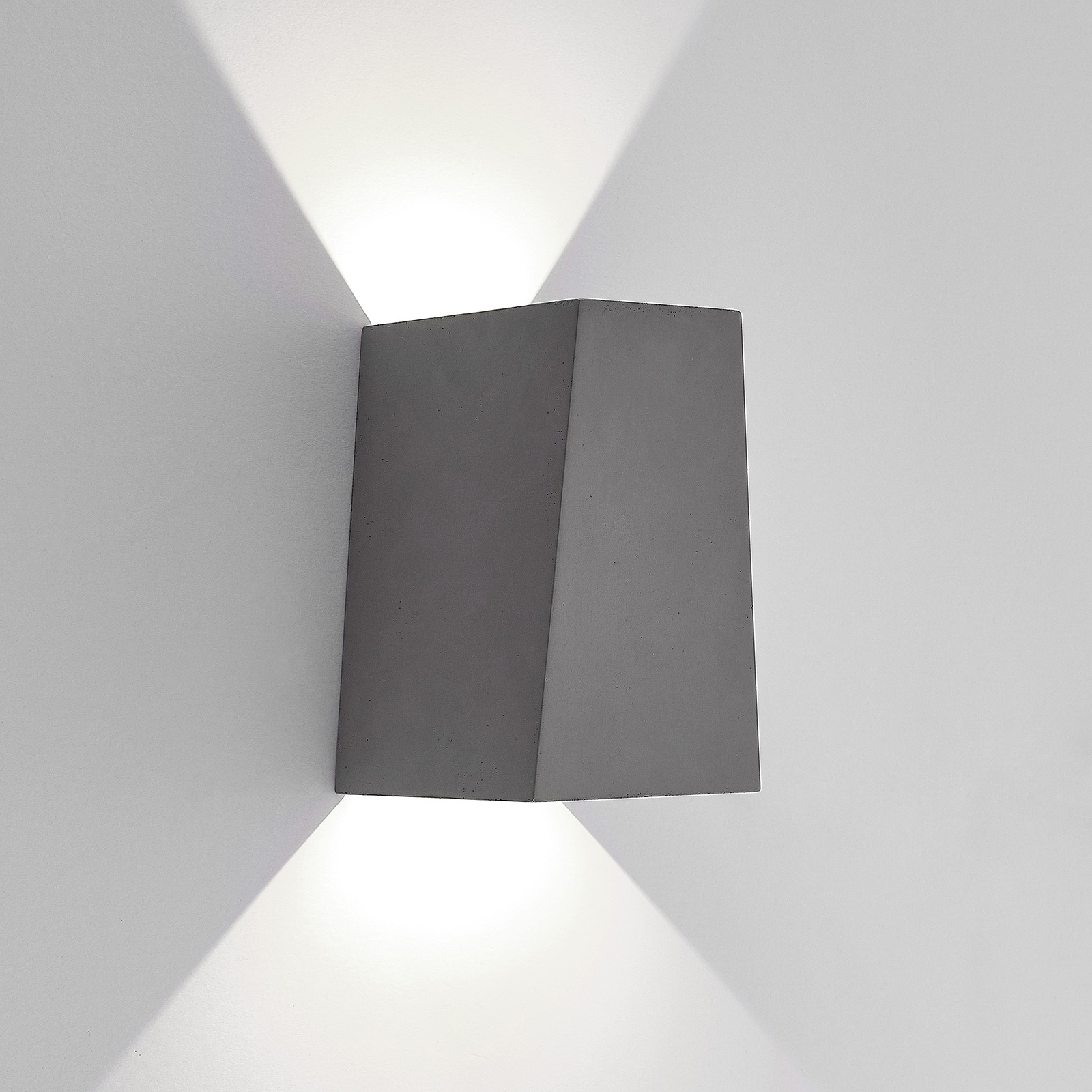 Lucande Aksel -LED-ulkoseinälamppu, betonia