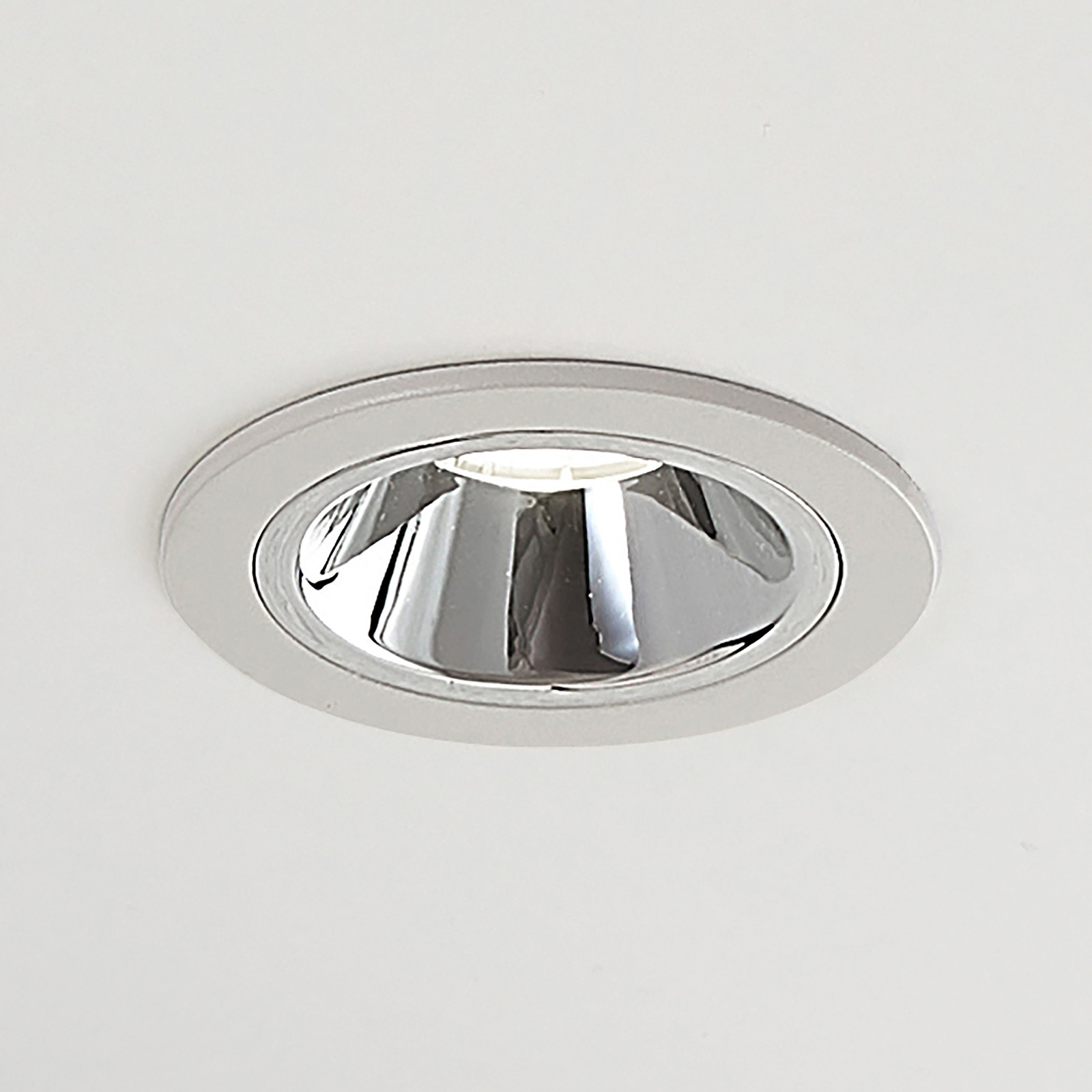 Arcchio Fedor LED-kohdevalaisin 40° 4 000 K 18 W