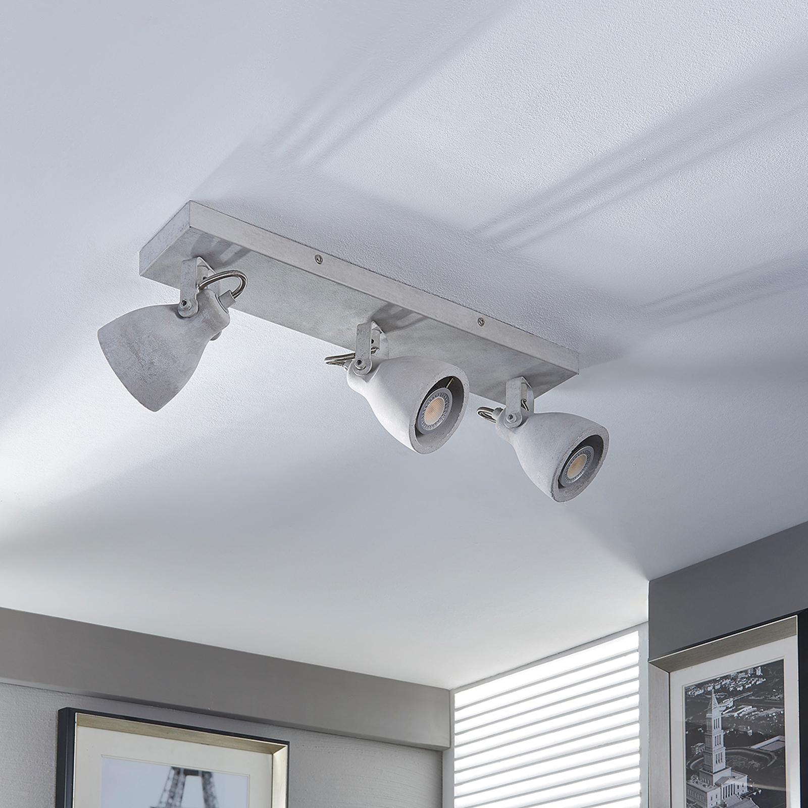 3-lamppuinen LED-kattovalaisin Kadiga, betonia