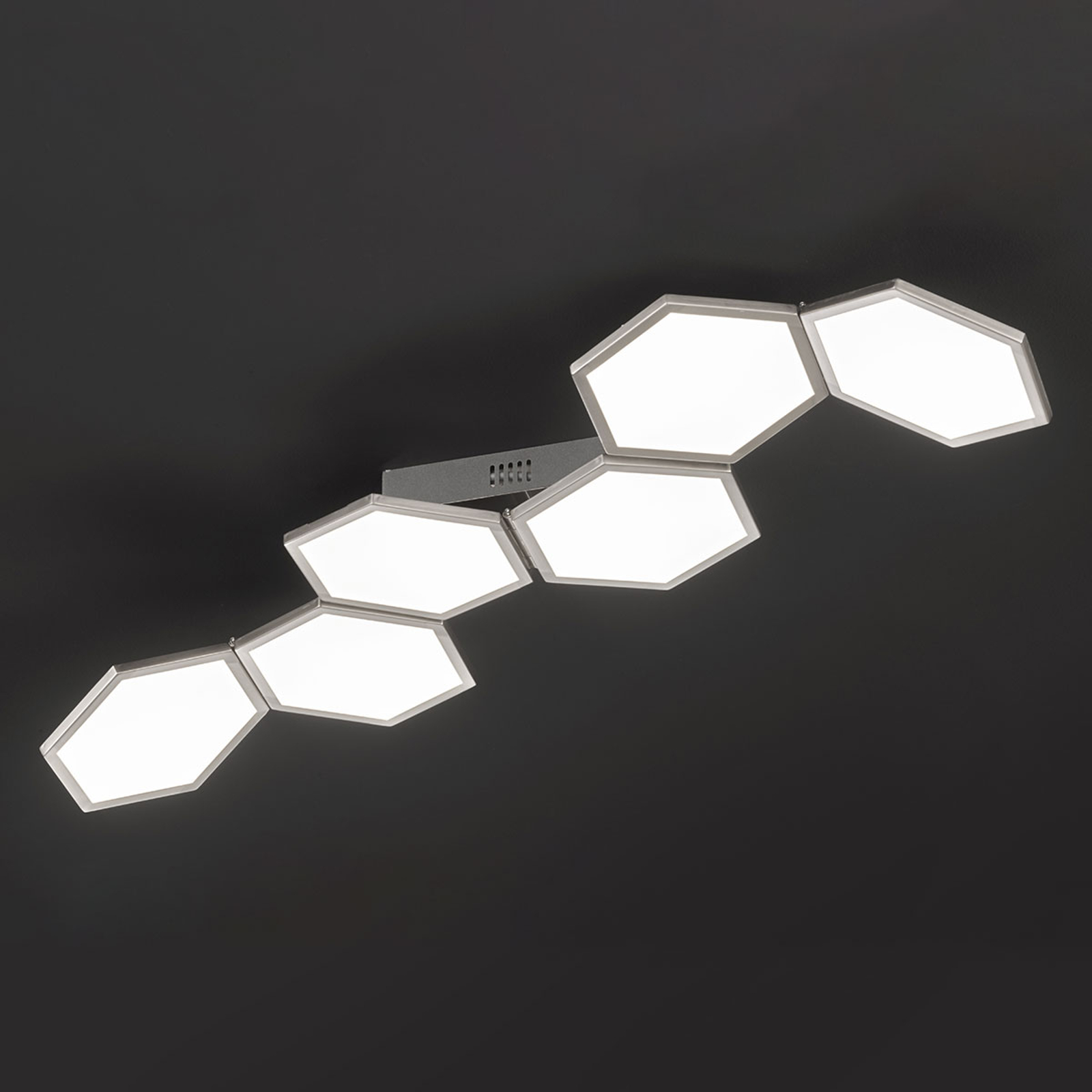 Himmennettävä LED-kattovalo Signe, säädettävä