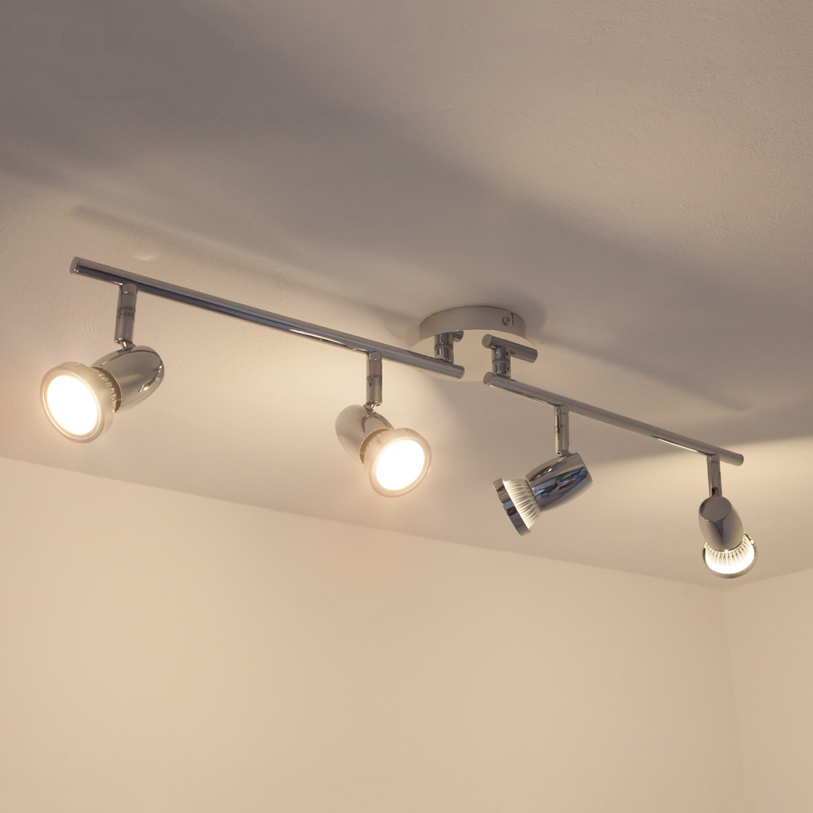 Nelilamppuinen GU10 led-kattovalaisin Arminius