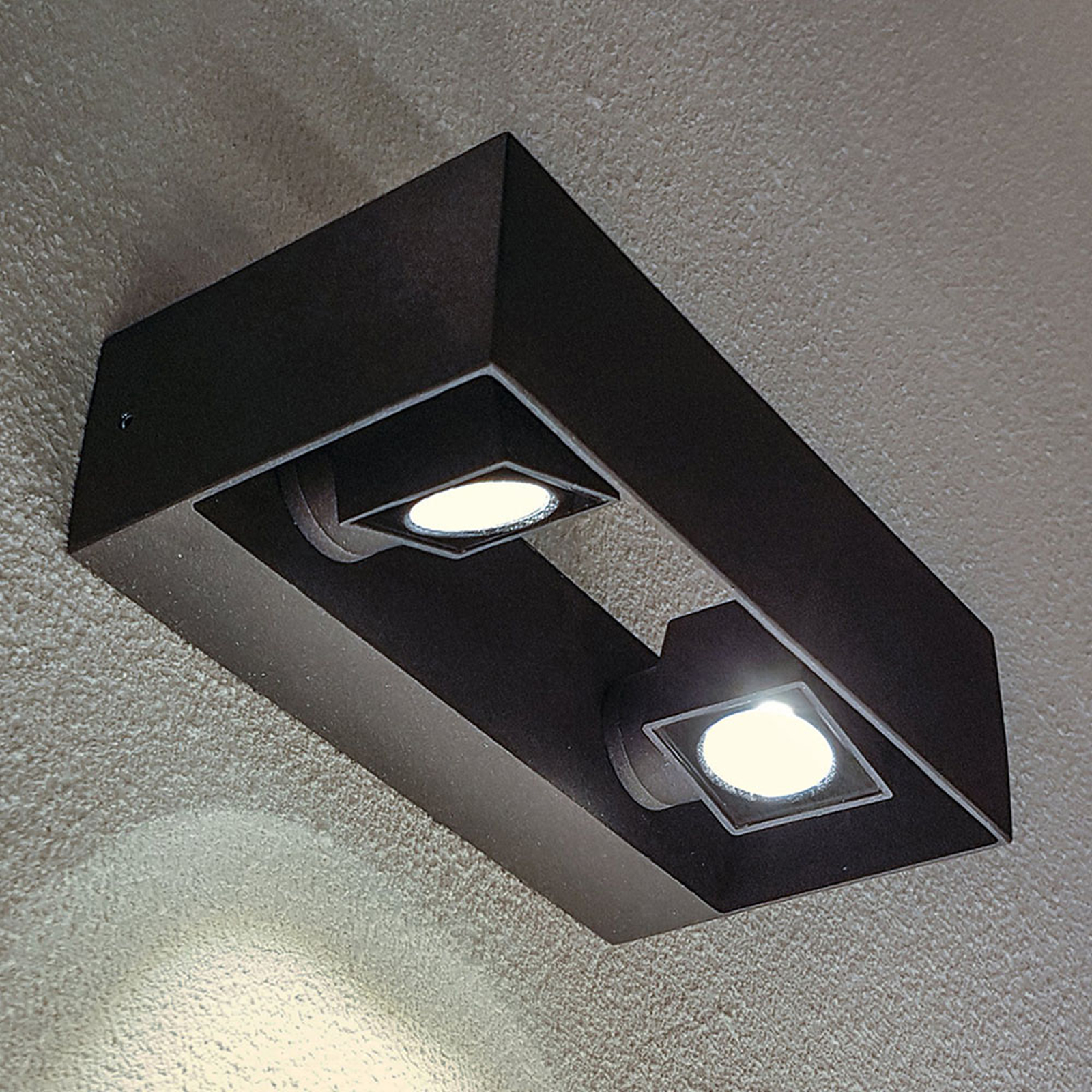 LED-ulkoseinälamppu Vigo, 2-lamppuinen