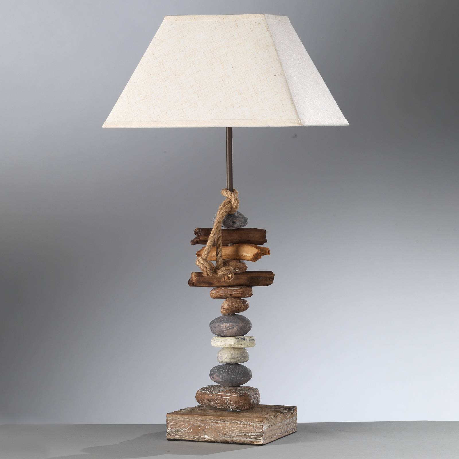 Pöytävalaisin Seregon, kivikoristelu, korkeus 63cm