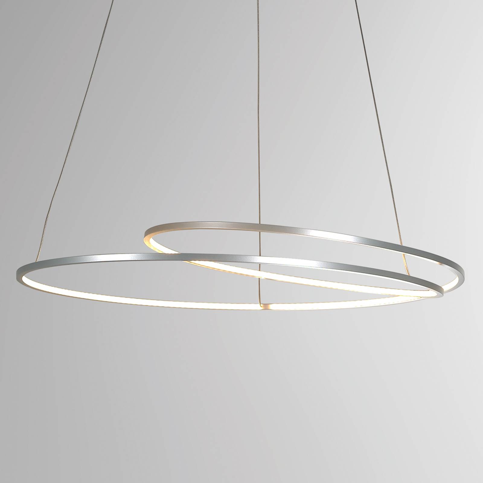 Hienotekoinen LED-riippuvalaisin At, himmennettävä