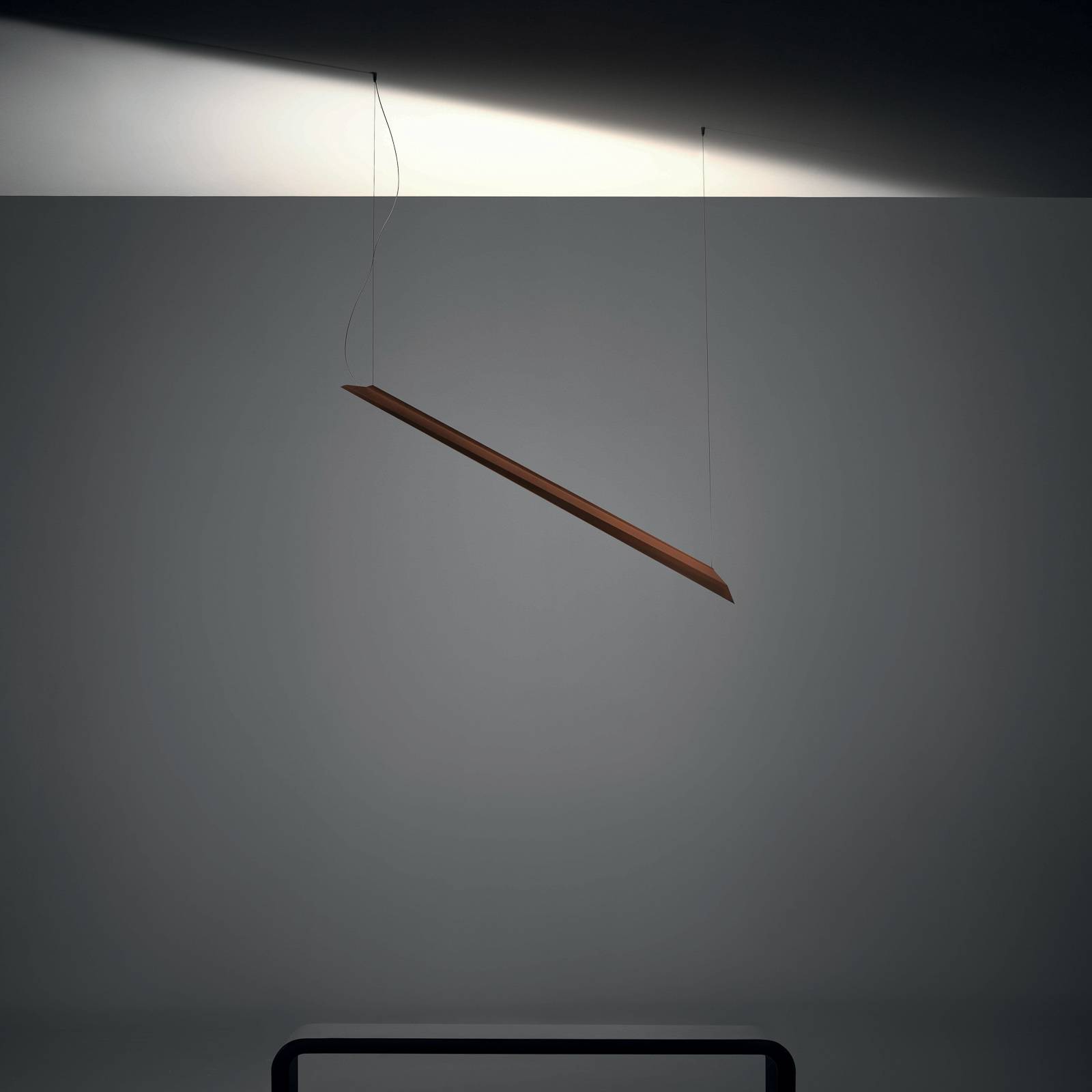 Knikerboker Schegge -LED-riippuvalo tiili