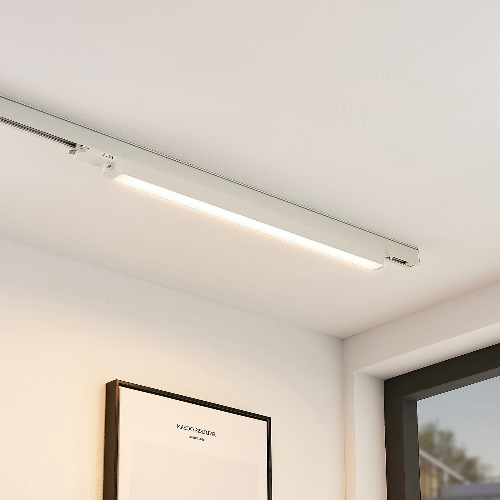 Arcchio Harlow -LED-valaisin valkoinen 69cm 3000K