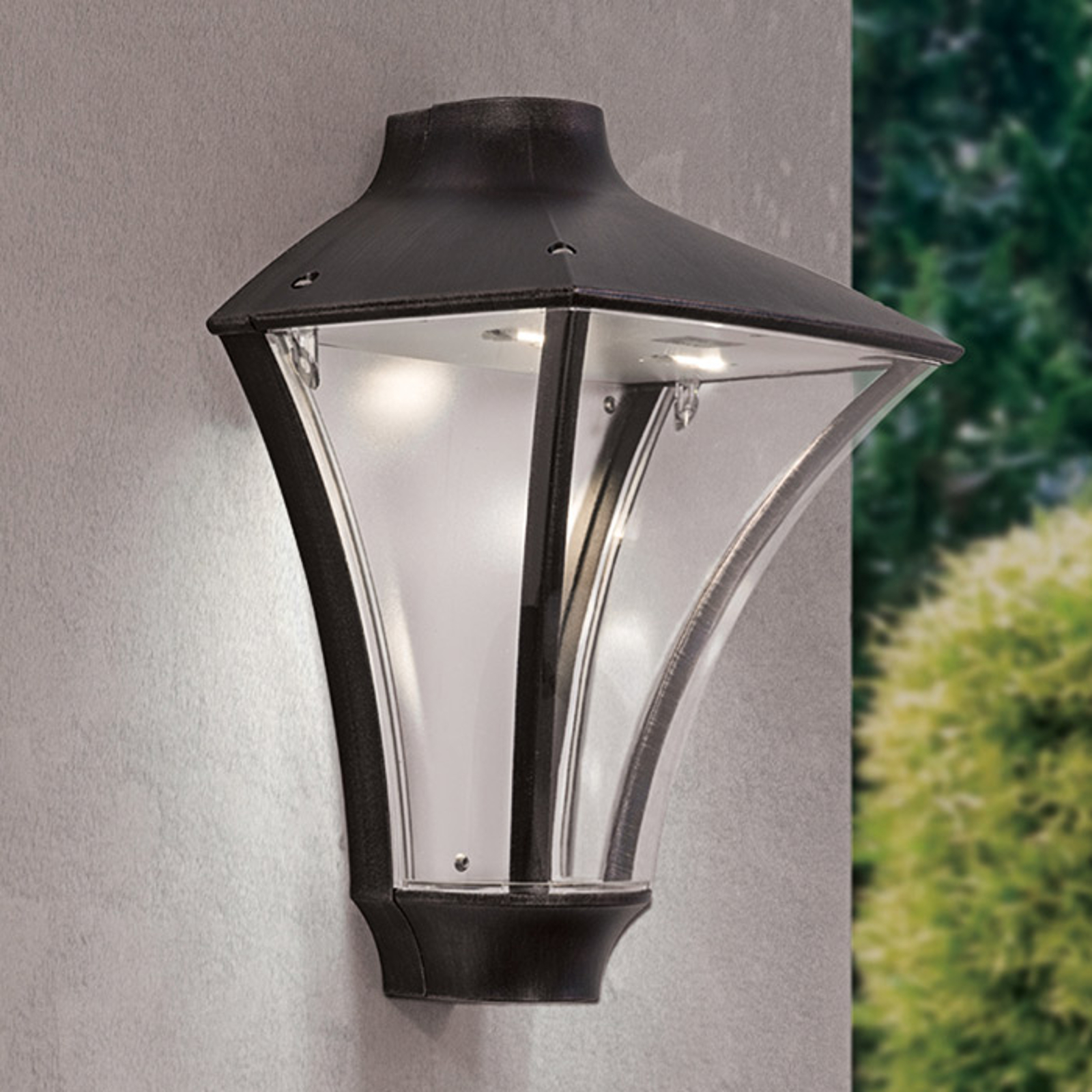 Kirkas LED-ulkoseinävalaisin Rigon, IP65