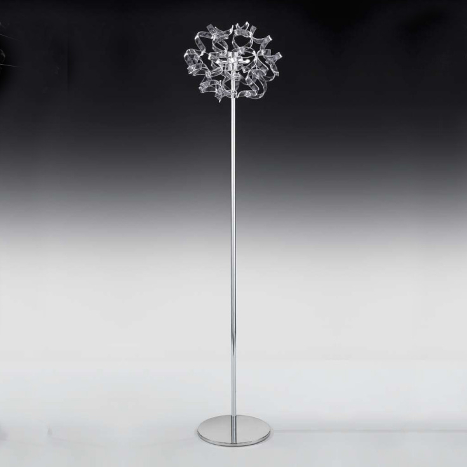 Crystal-lattiavalaisin kärkiasennus